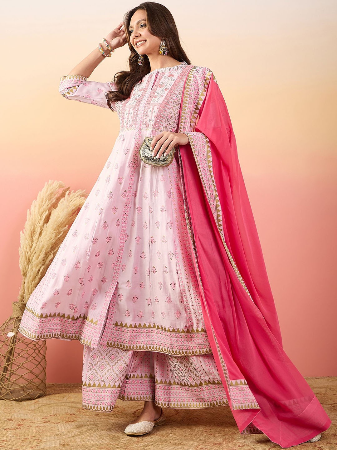 

Sangria Printed Shirt Collar Kurta, Palazzo & Dupatta Set, Pink