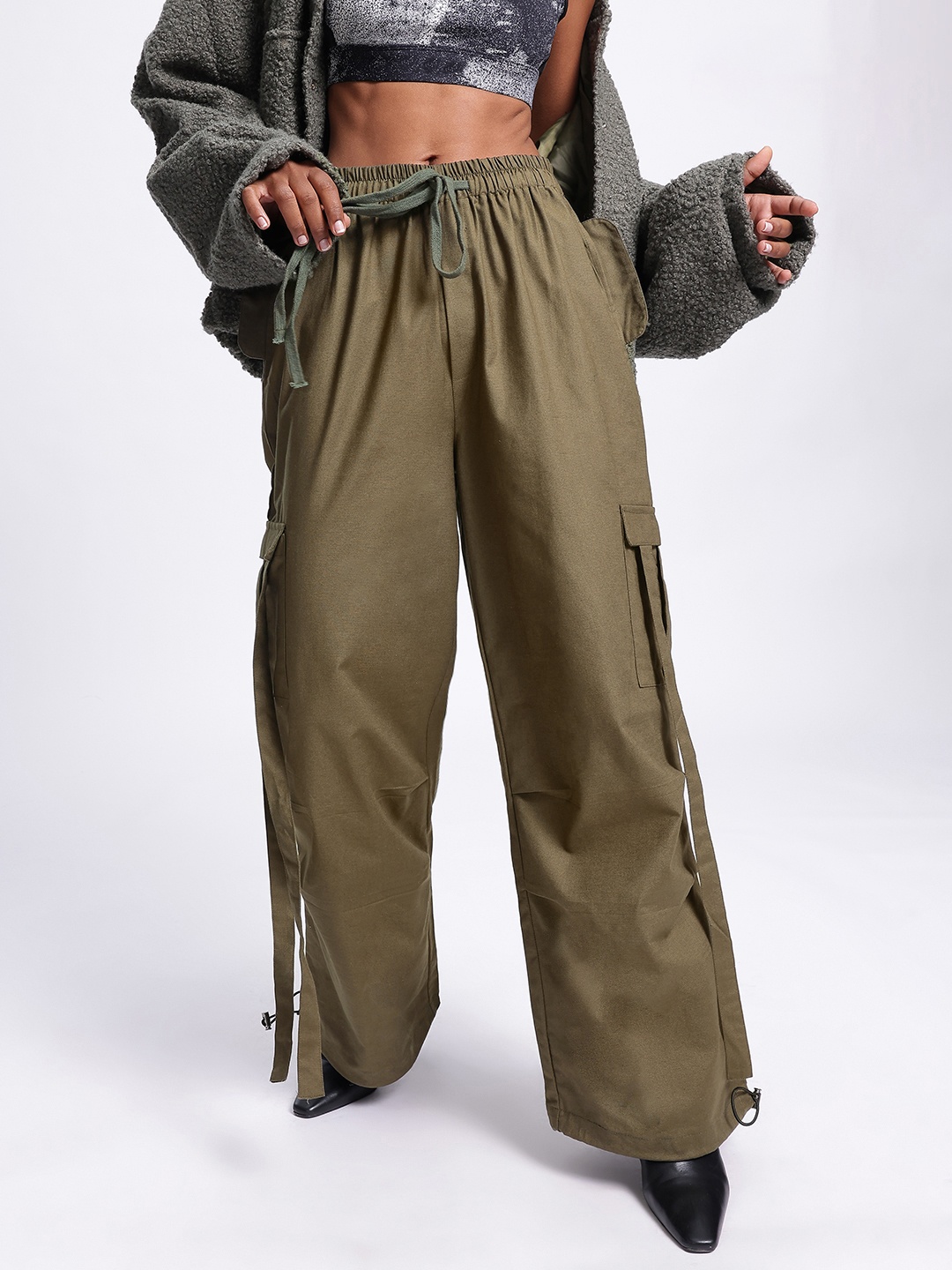

glitchez Women Military Edge Pure Cotton Parachute Trousers, Olive