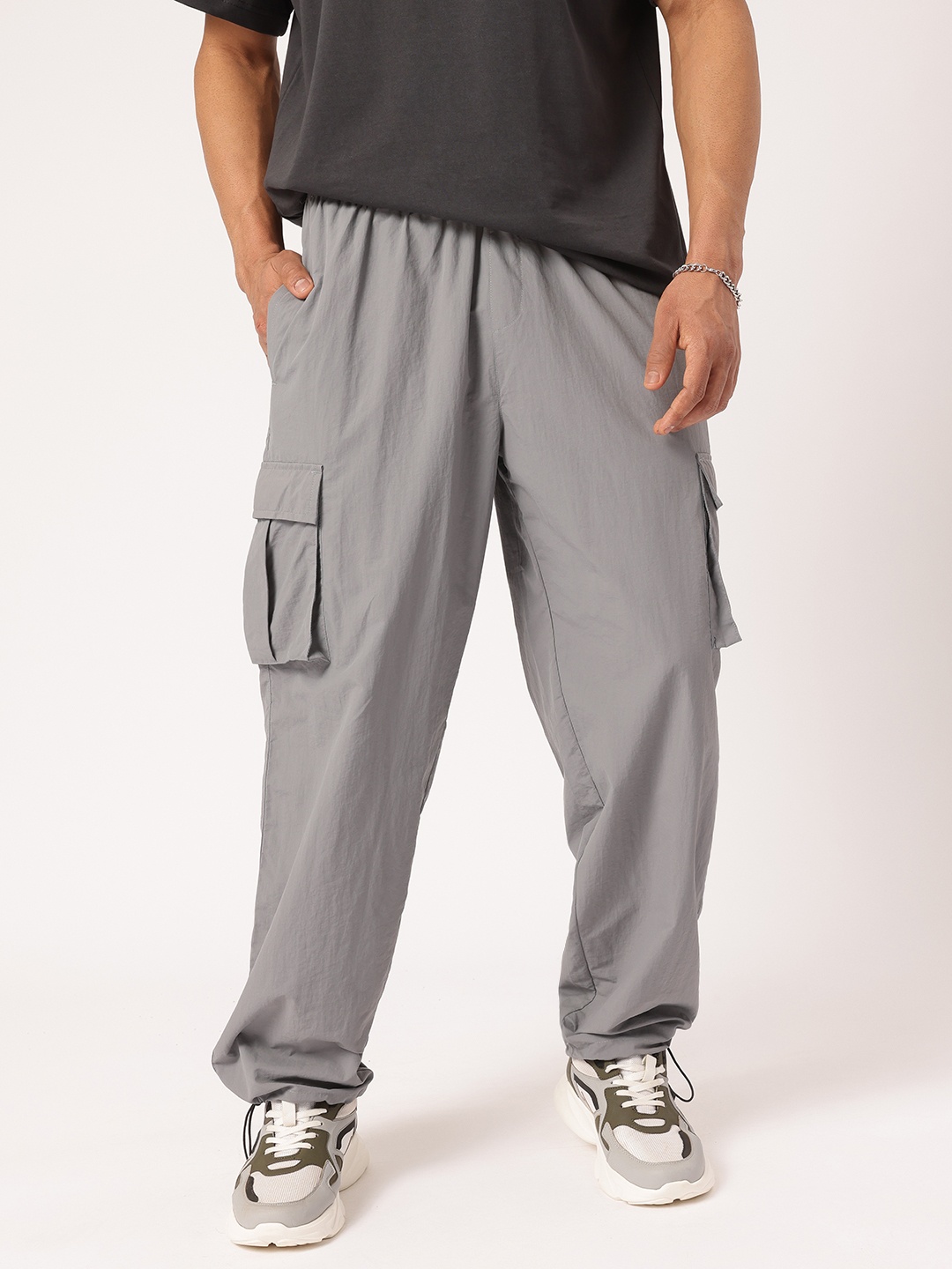 

Kook N Keech Men Utility Wear Cargo-Style Baggy Parachute Pants, Grey