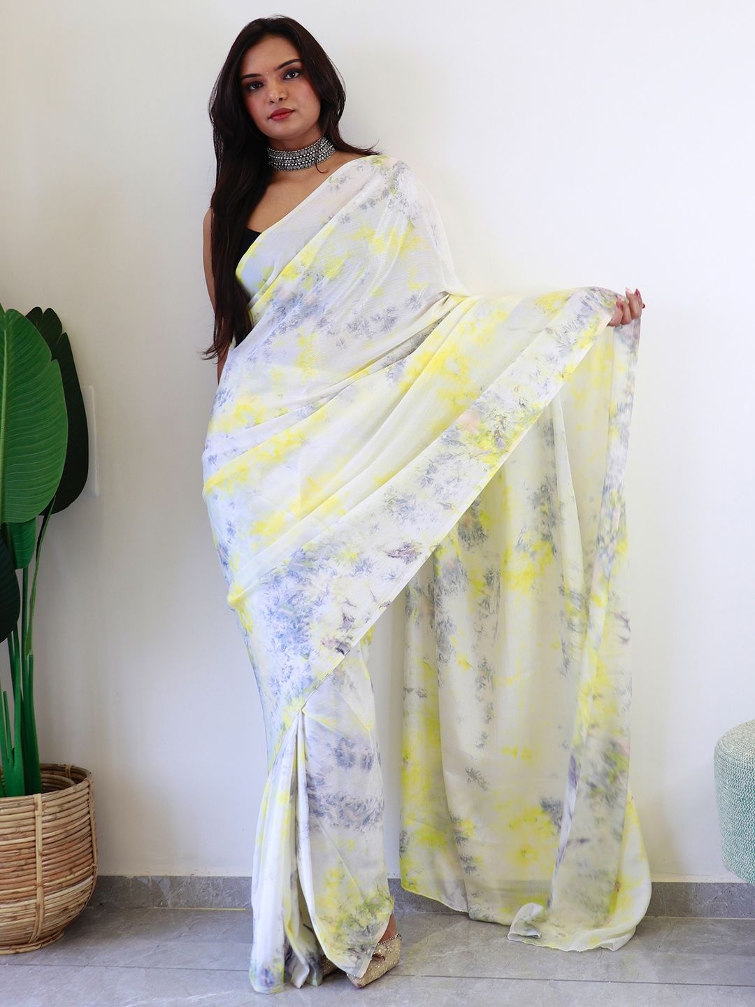 

Mitera Poly Chiffon Ready to Wear Saree, Off white