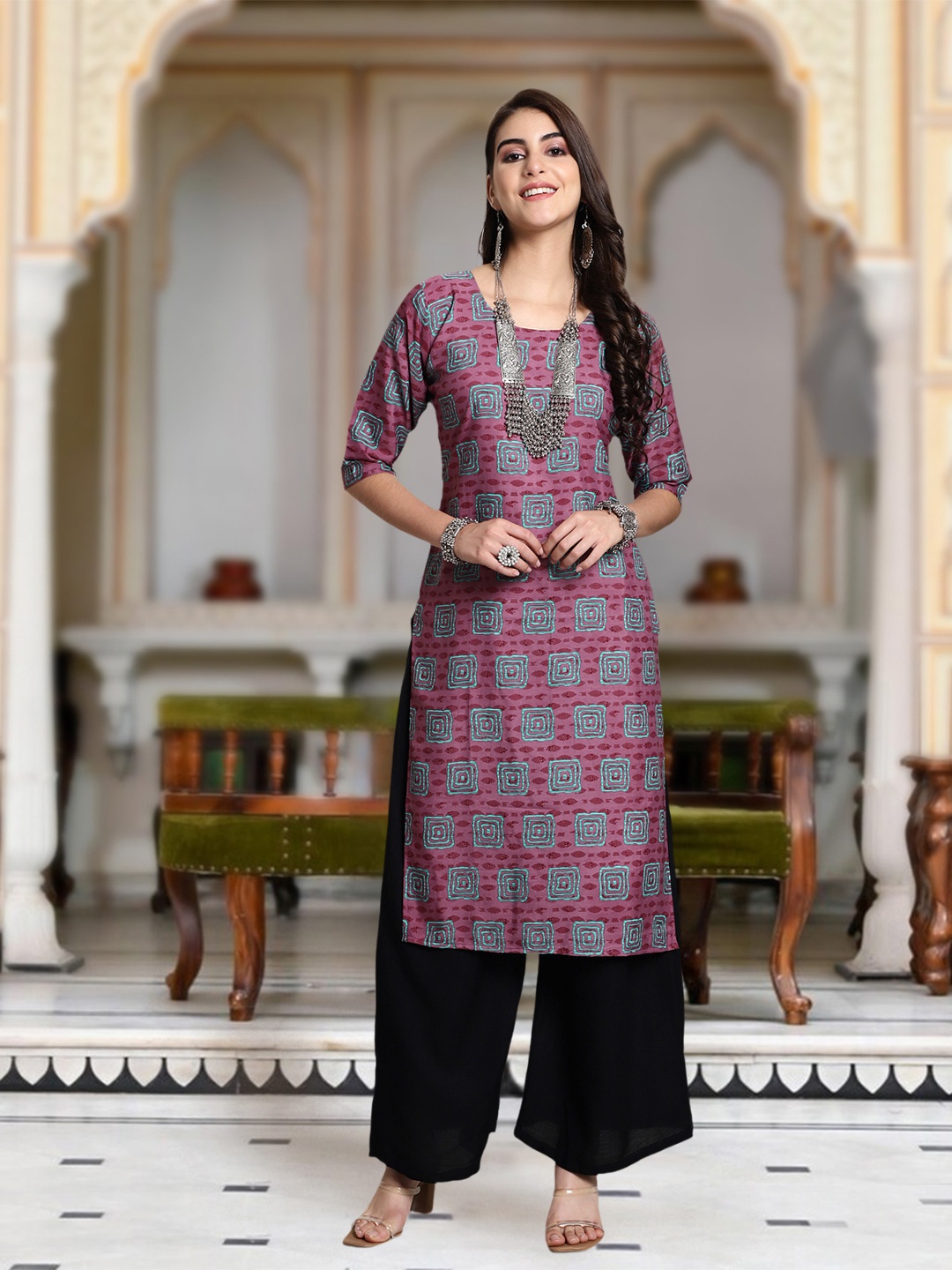 

Moda Rapido Geometric Printed Round Neck Straight Kurta, Pink