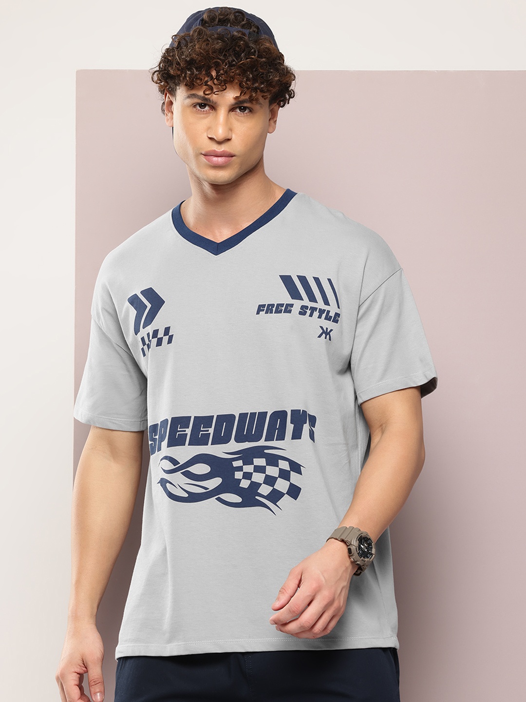 

Kook N Keech Men Printed Pure Cotton Oversized T-shirt, Grey