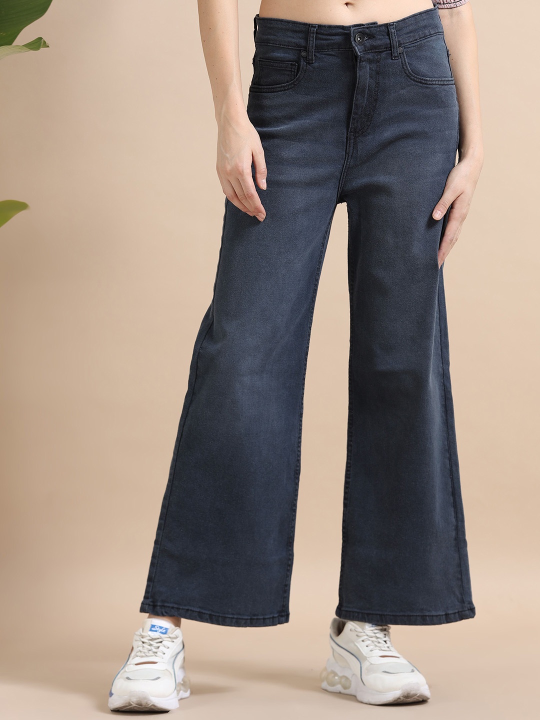 

Chemistry Women Comfort Wide Leg High-Rise Light Fade Stretchable Jeans, Blue