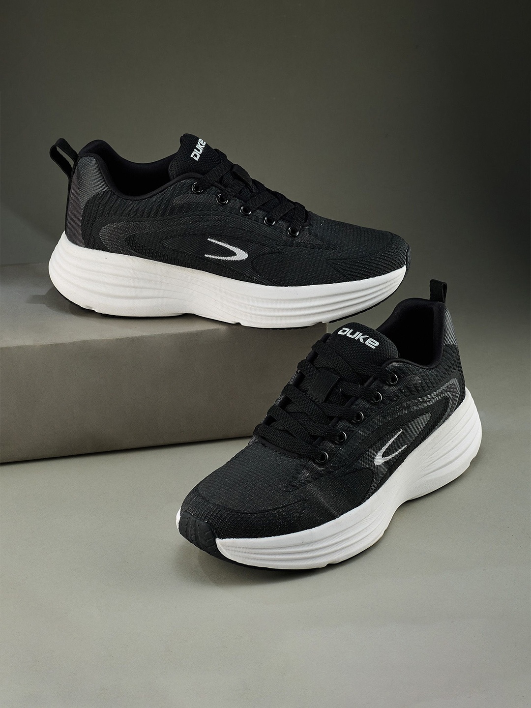 

DUKE MEN'S SPRINTX RUNNING SHOES, Black