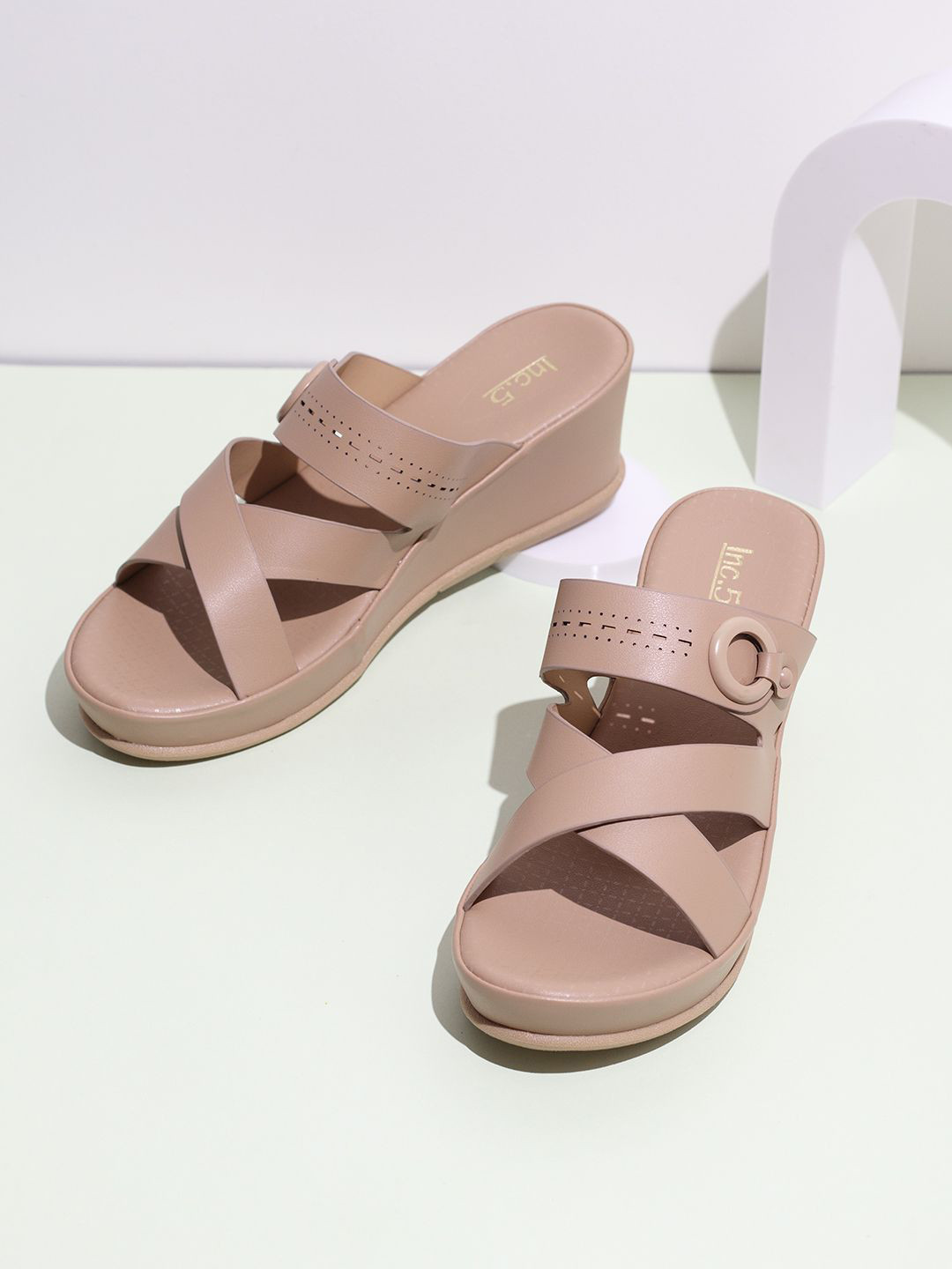 

Inc 5 Party Wedge Sandals with Laser Cuts, Beige