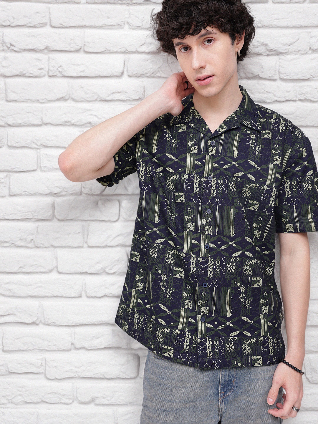 

Kook N Keech Unleash Flair Printed Cuban Collar Pure Cotton Casual Shirt, Navy blue