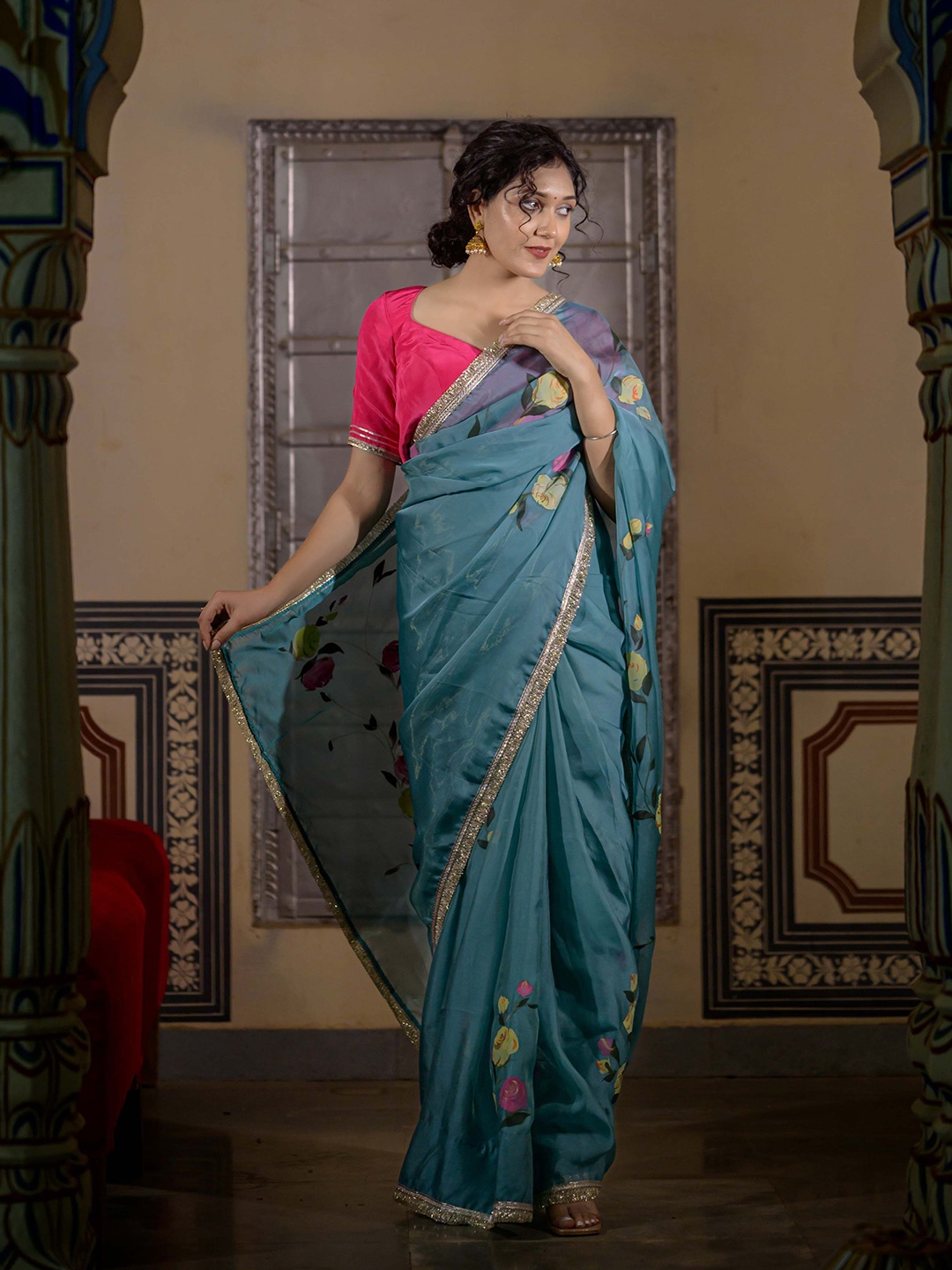 

HOUSE OF BAISA Floral Embroidered Pure Silk Saree, Blue