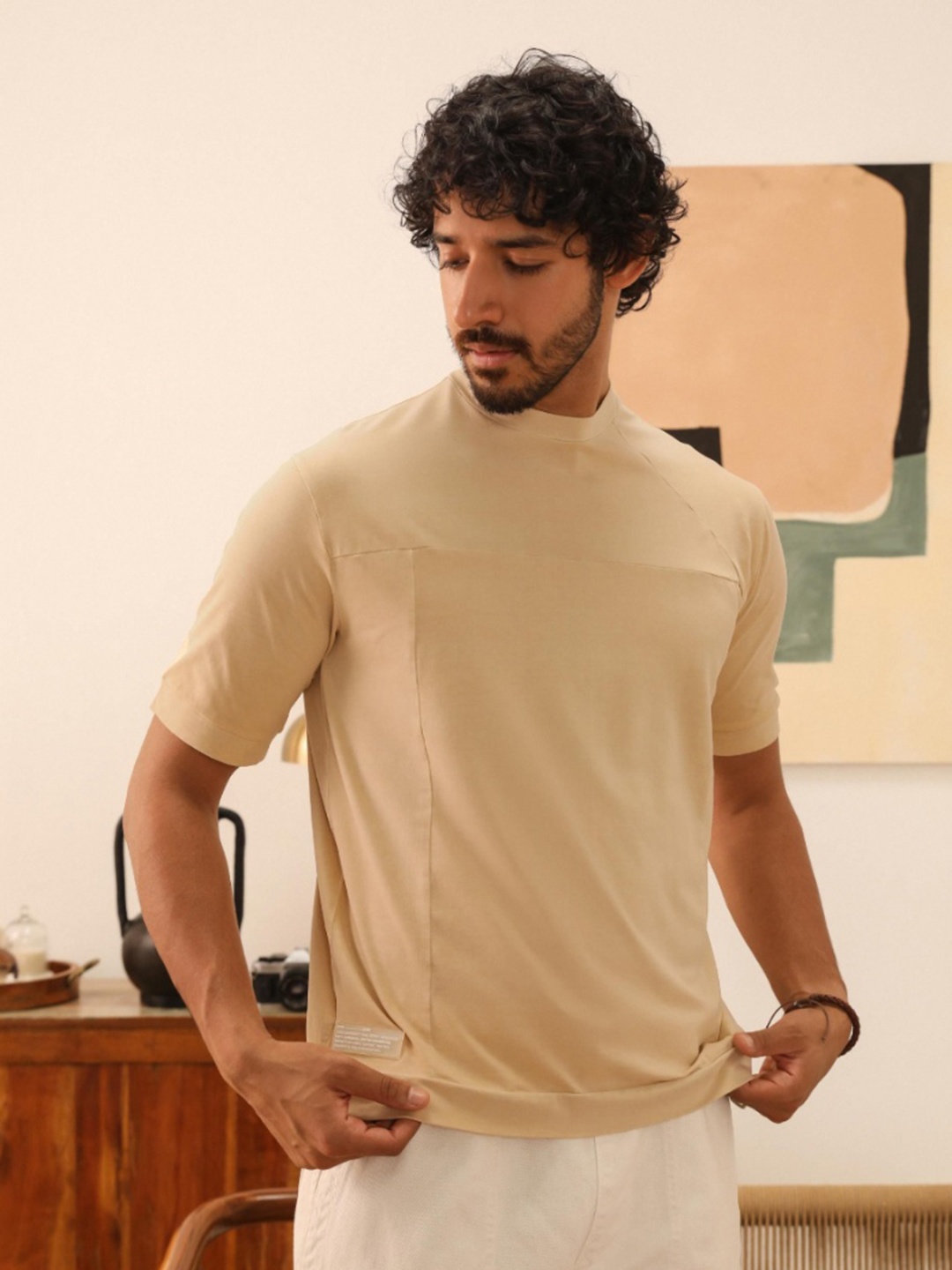

PRIMAL GRAY Men V-Neck Pockets T-shirt, Beige