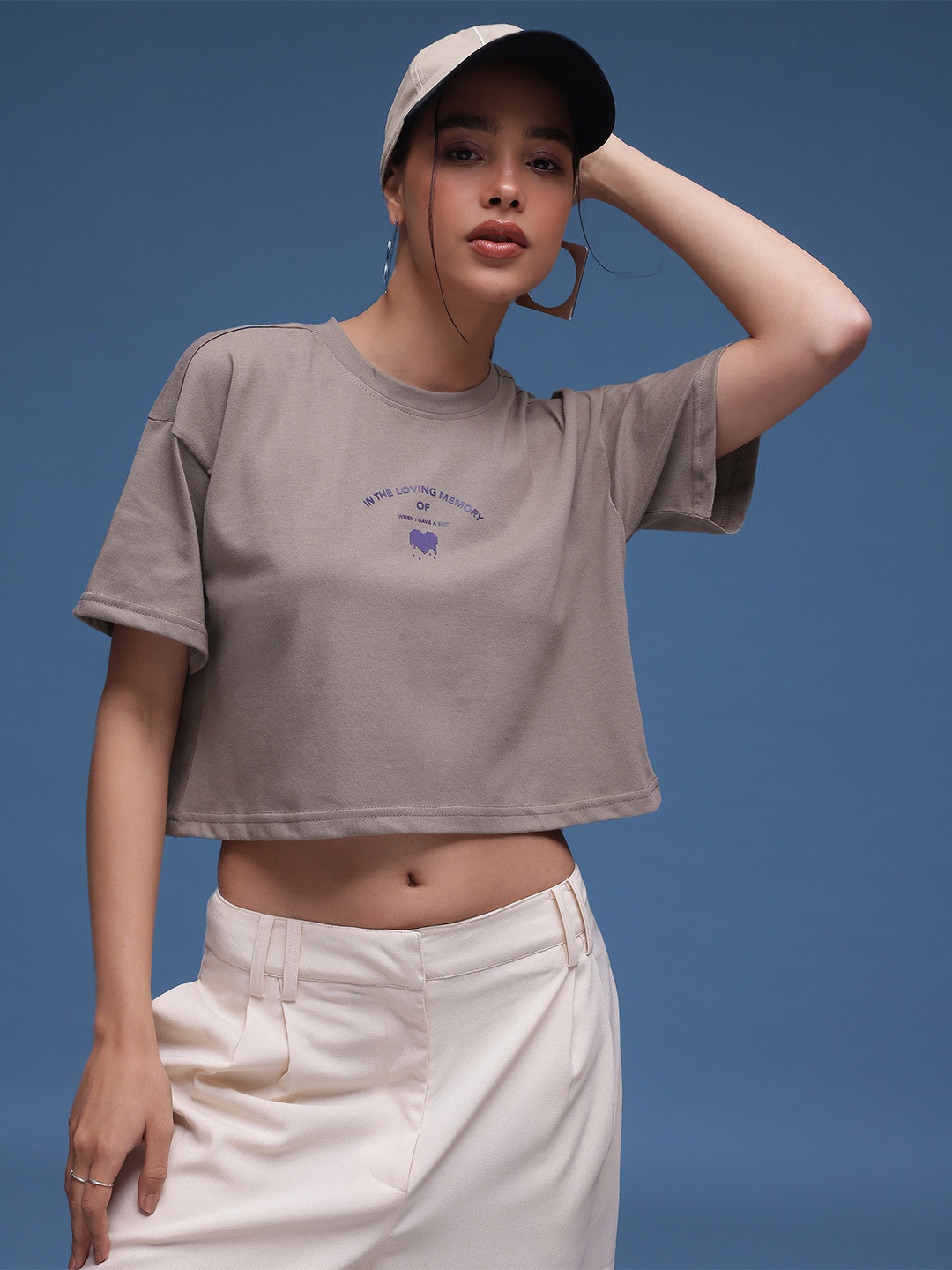 

glitchez Typo Chic Cropped Boxy T-shirt, Taupe