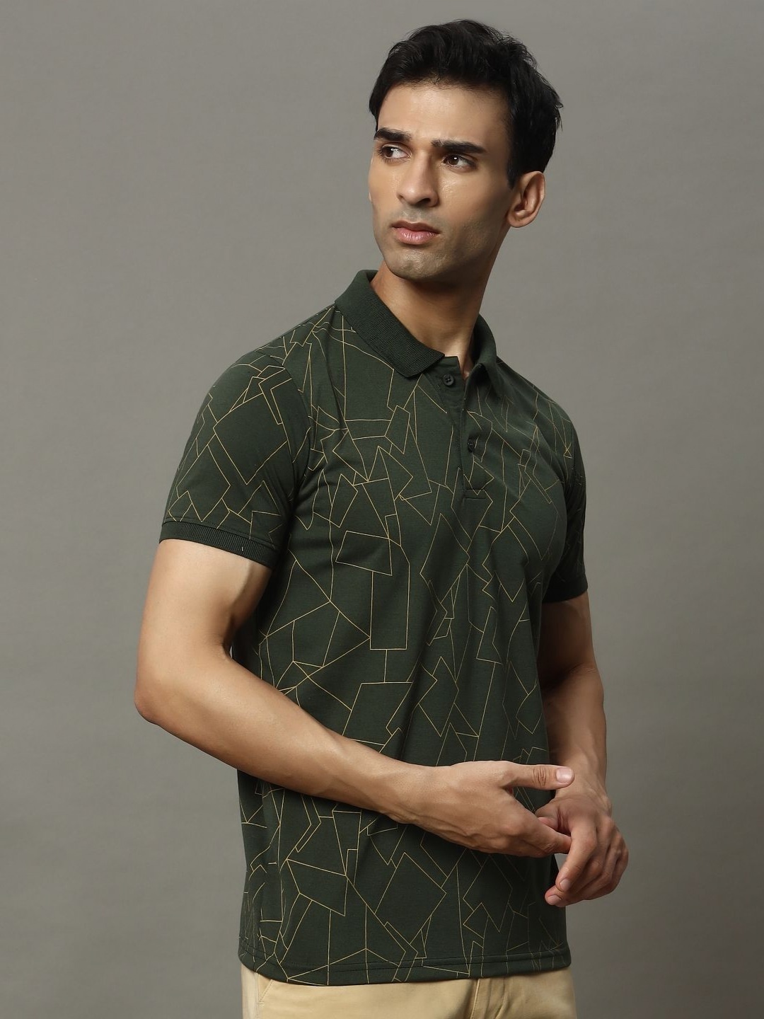 

OGEN Men Printed Polo Collar Pockets T-shirt, Olive