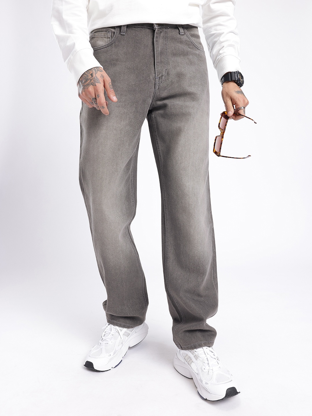 

glitchez Men Timeless Classic Straight Fit Light Fade Jeans, Grey