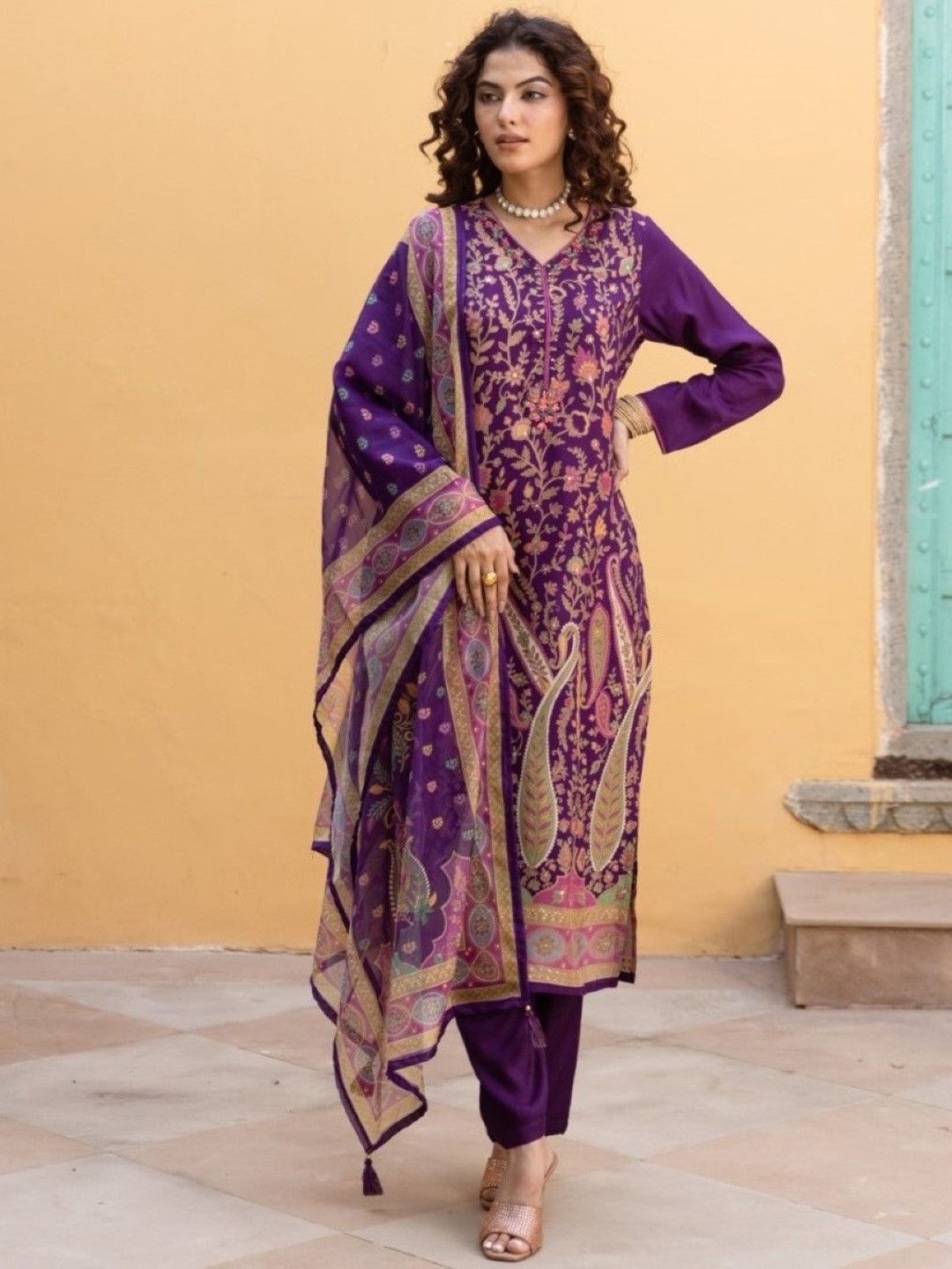 

AUTUMN LANE Floral Printed V Neck Pure Cotton Straight Kurta With Trouser & Dupatta, Purple