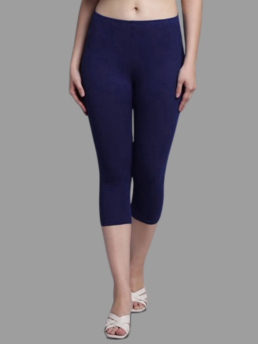 

Trend Level Three-Fourth Length Capri Leggings, Navy blue