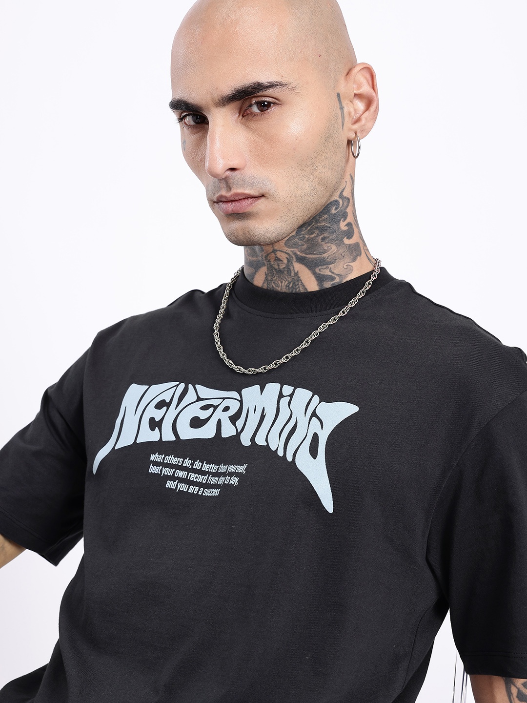 

glitchez Urban Vibes Printed Relaxed Fit T-shirt, Black