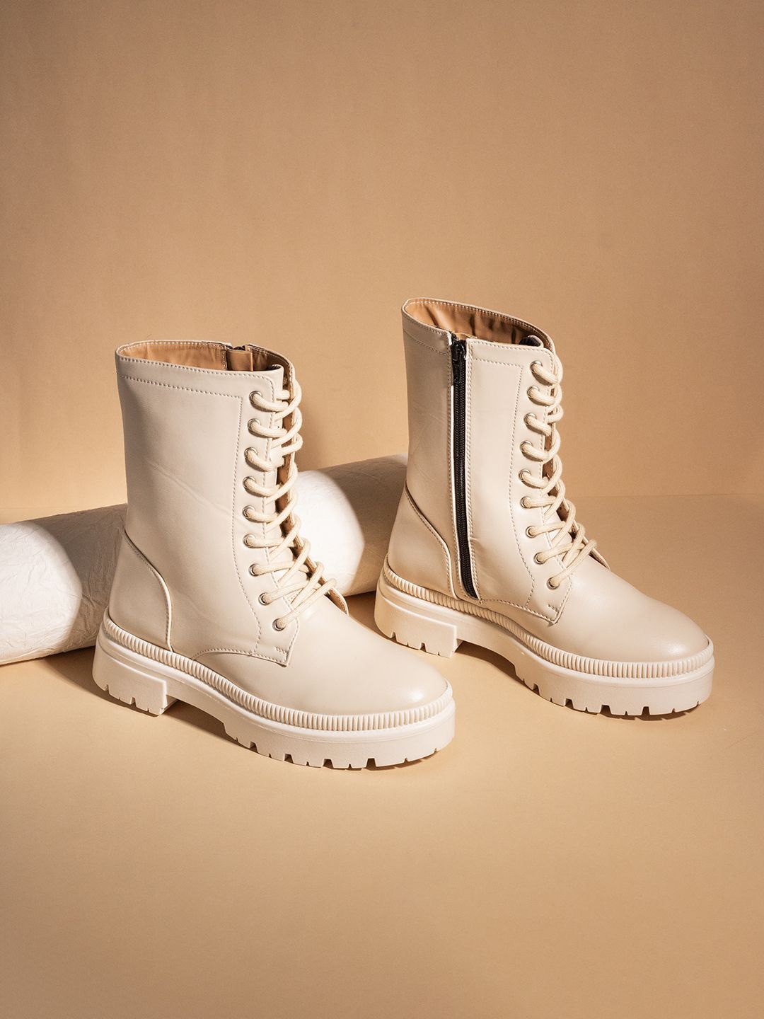 

Inc 5 Women Round Toe Block Heel Ankle Boots, Cream