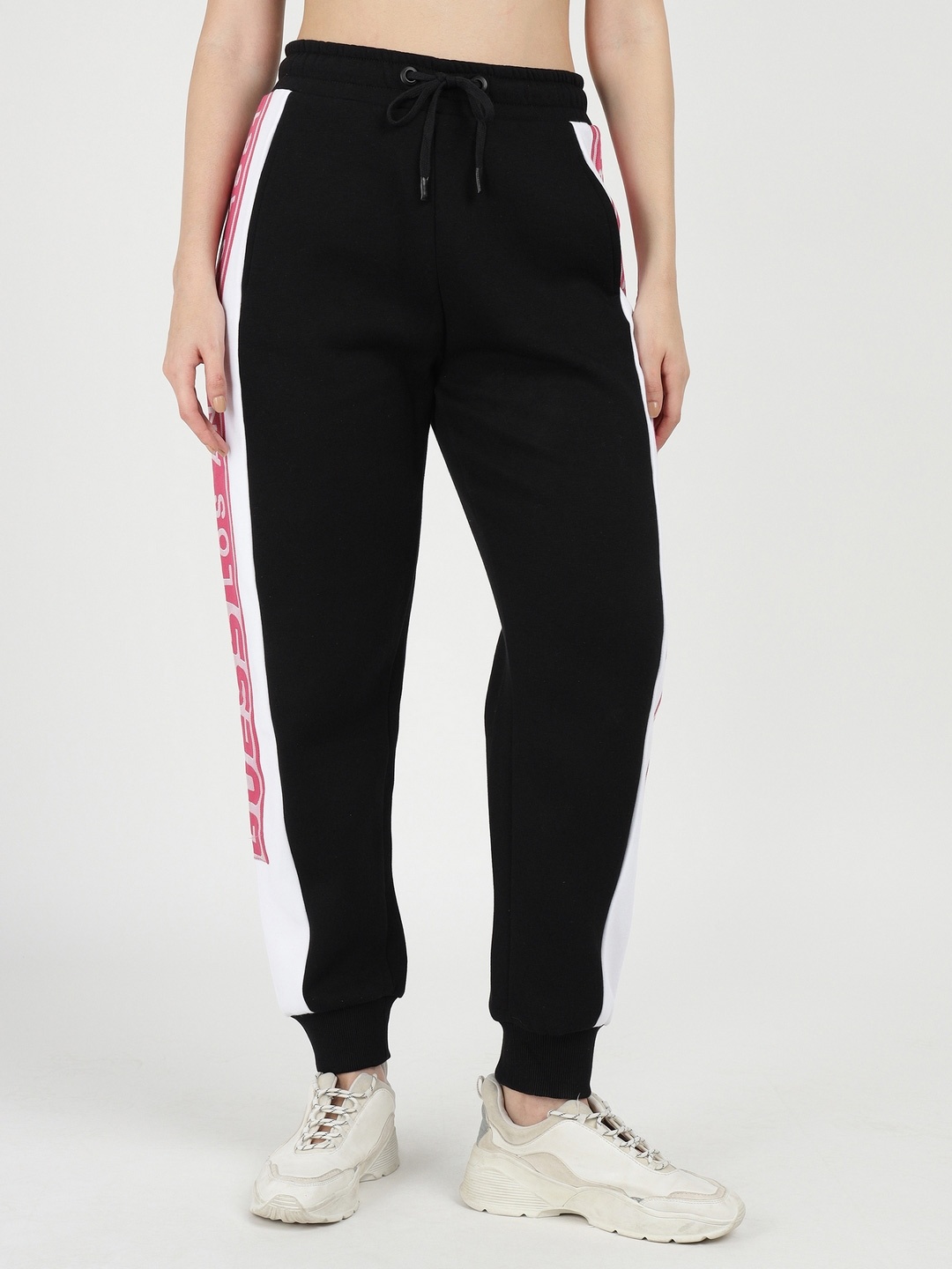 

GUESS Women Printed High Rise Joggers, Black