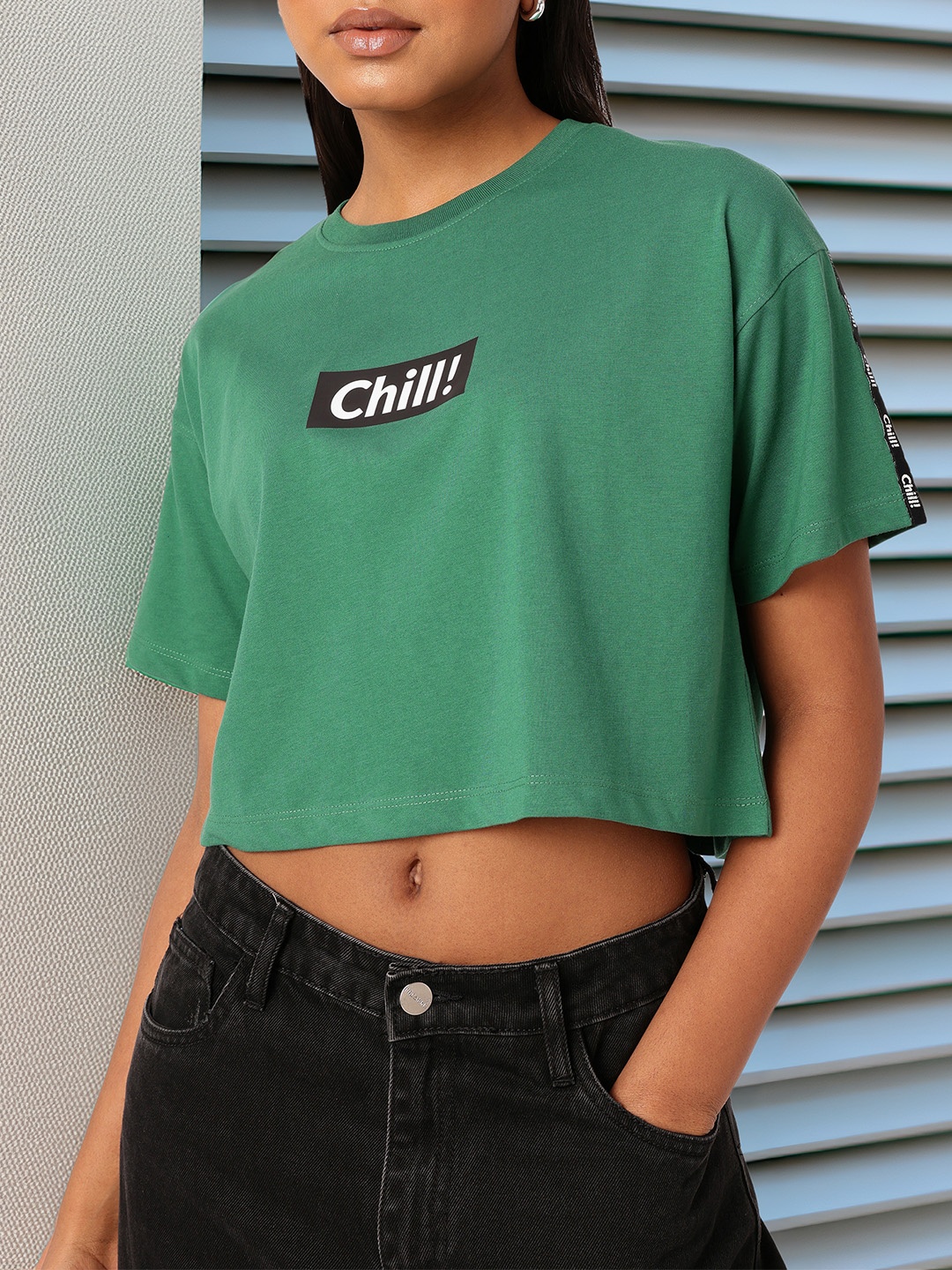 

DressBerry Chill Vibe Printed Boxy Fit Crop T-shirt, Green