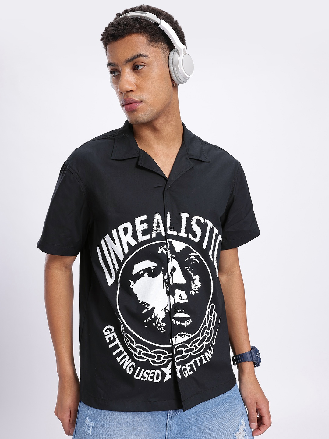

glitchez Monochrome Graphic Drop-Shoulder Relaxed Shirt, Black