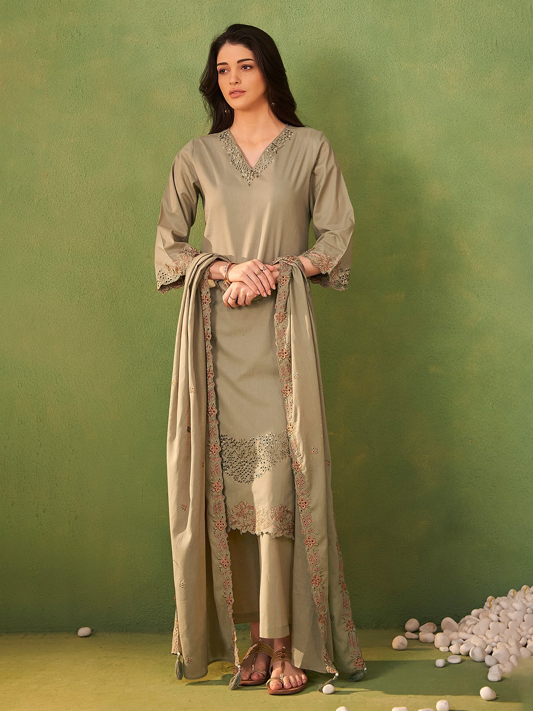 

Anouk Women Embroidered Regular Pure Cotton Kurta with Trousers & With Dupatta, Olive