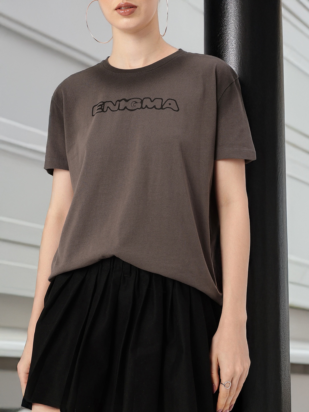

DressBerry Grunge Classic Printed Washed Effect Relaxed Fit T-shirt, Grey