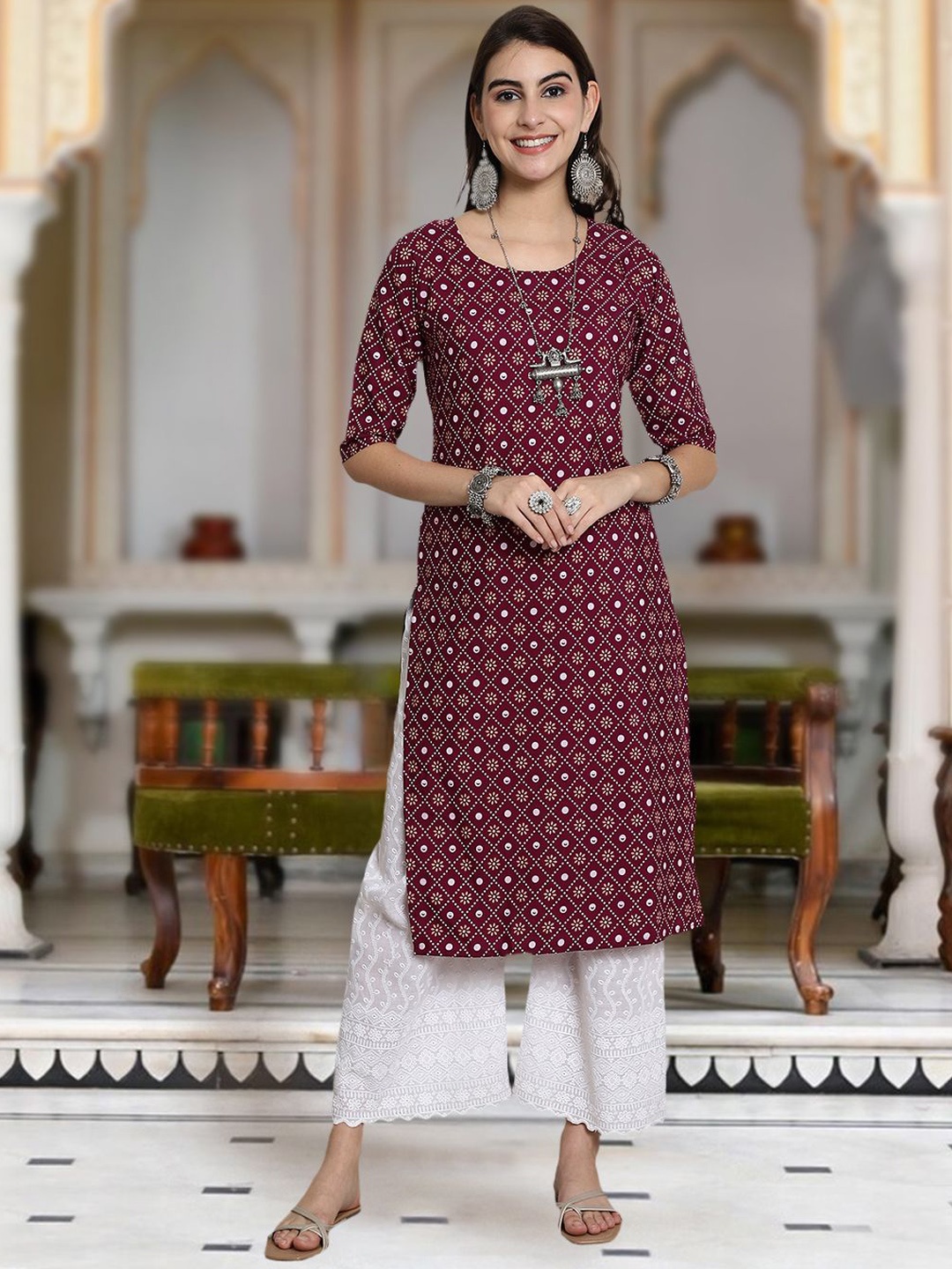 

Moda Rapido Floral Printed Round Neck Straight Kurta, Purple