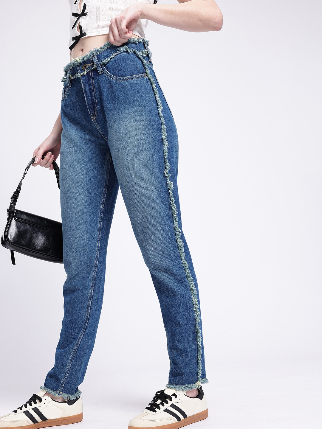 

glitchez Women Timeless Chic Mom Fit Frayed Jeans, Blue