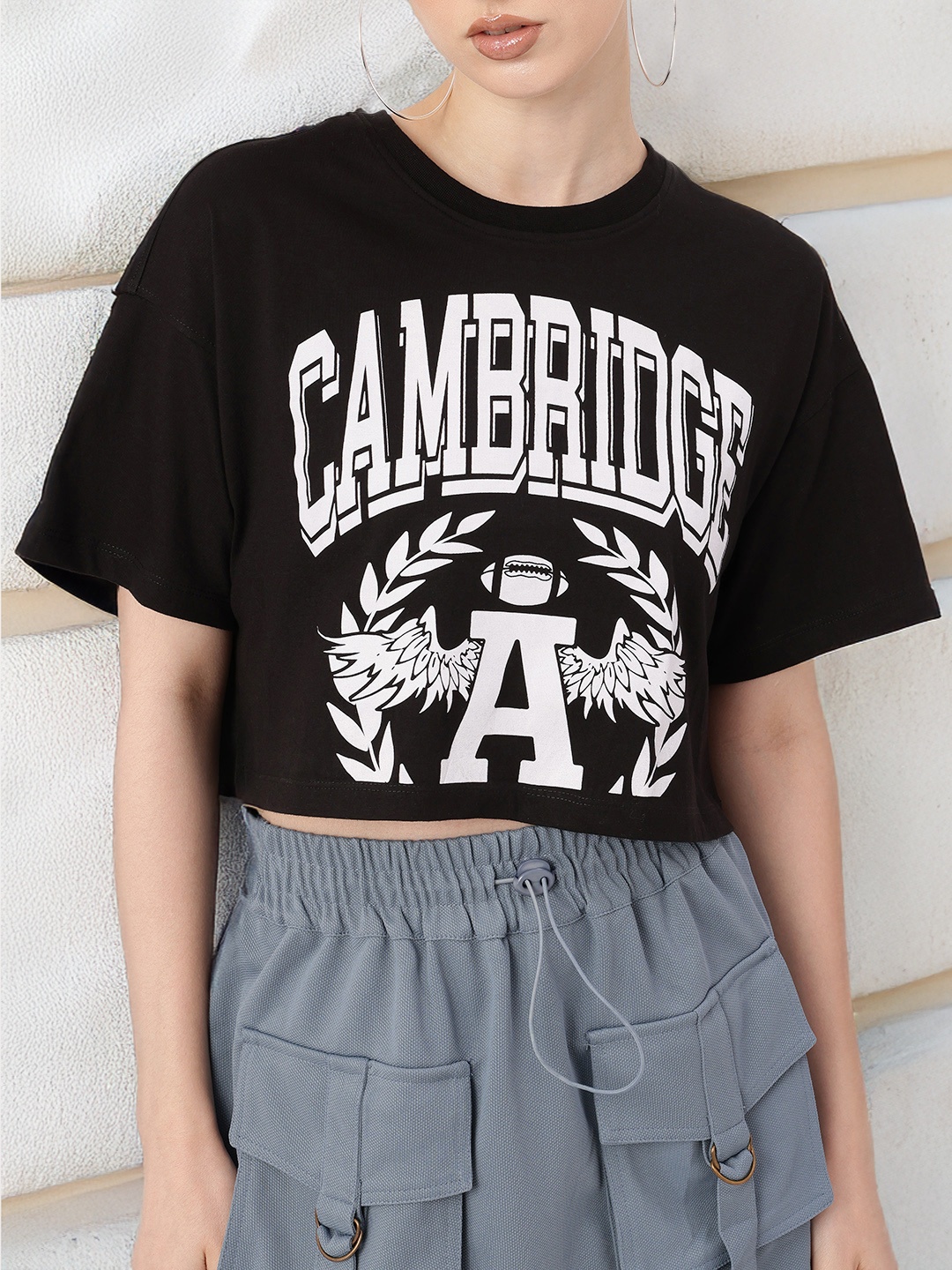 

DressBerry Street Grunge Aesthetic Typography Printed Boxy Crop T-shirt, Black