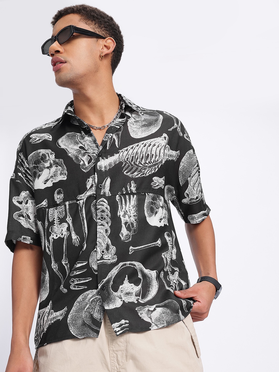 

glitchez Monochrome Magic Printed Relaxed Shirt, Black