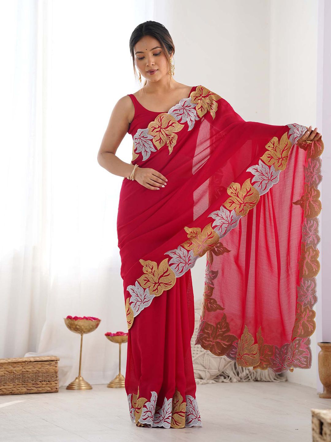 

Anouk Floral Zari Silk Blend Saree, Pink