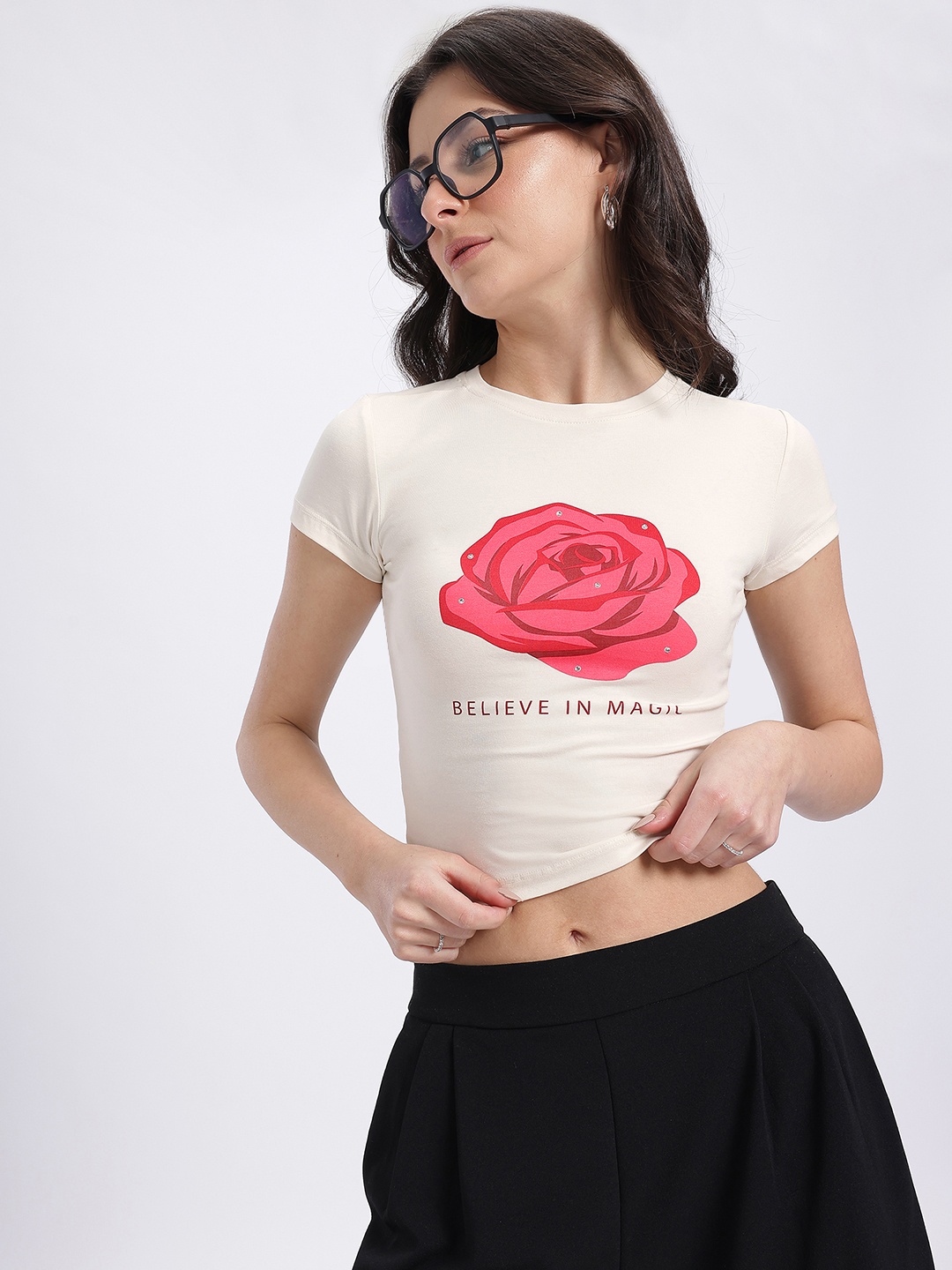 

glitchez Radiant Rose Print Cropped T-shirt, Off white