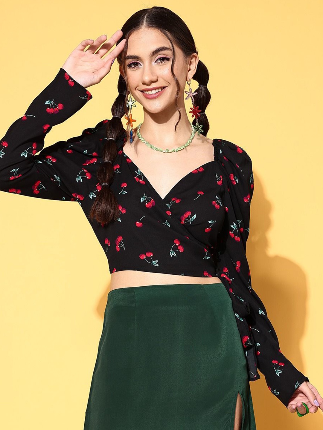 

Berrylush Print Sweetheart Neck Puff Sleeve Wrap Crop Top, Black