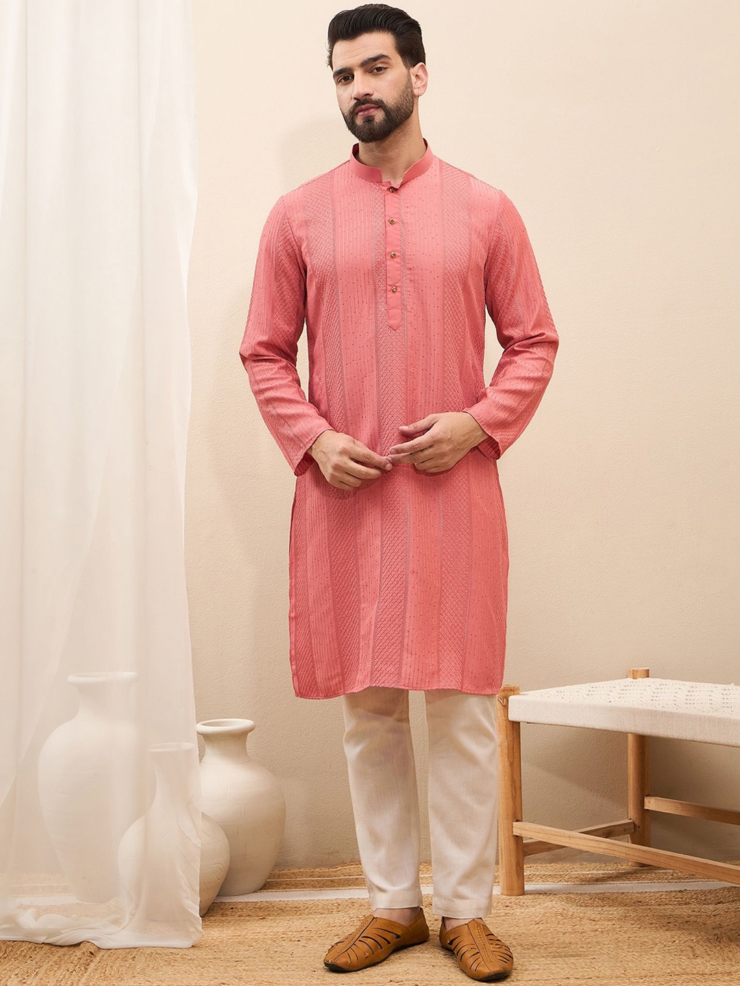 

SWAGG INDIA Geometric Embroidered Thread Work Straight Kurta, Coral