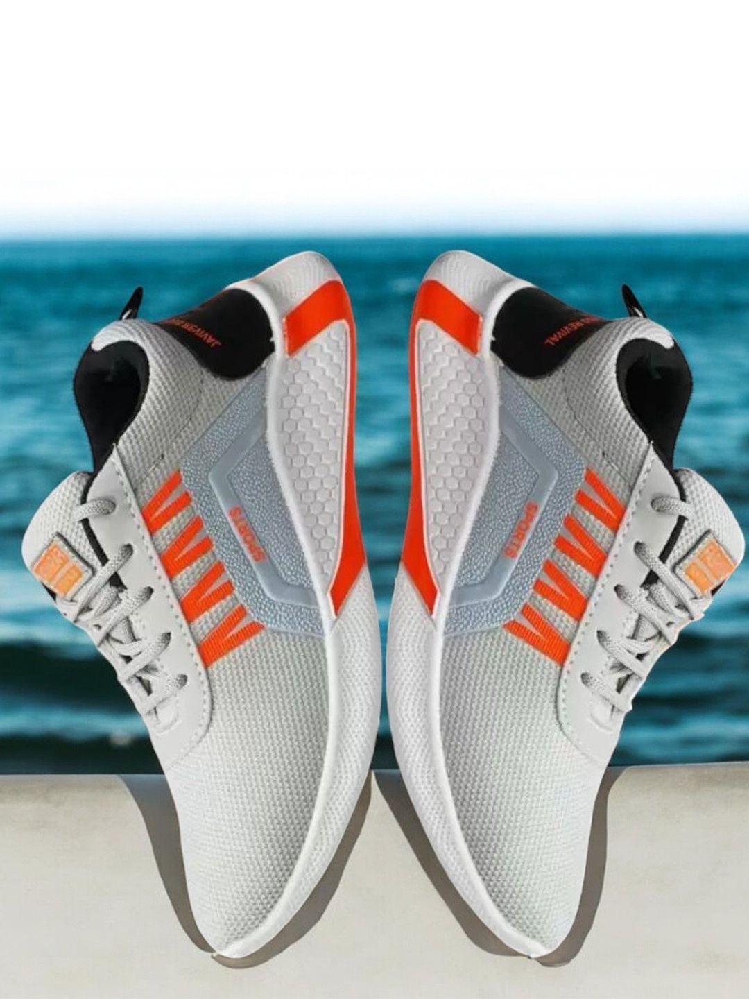 

Genial Men Mesh Running Non-Marking Shoes, Orange