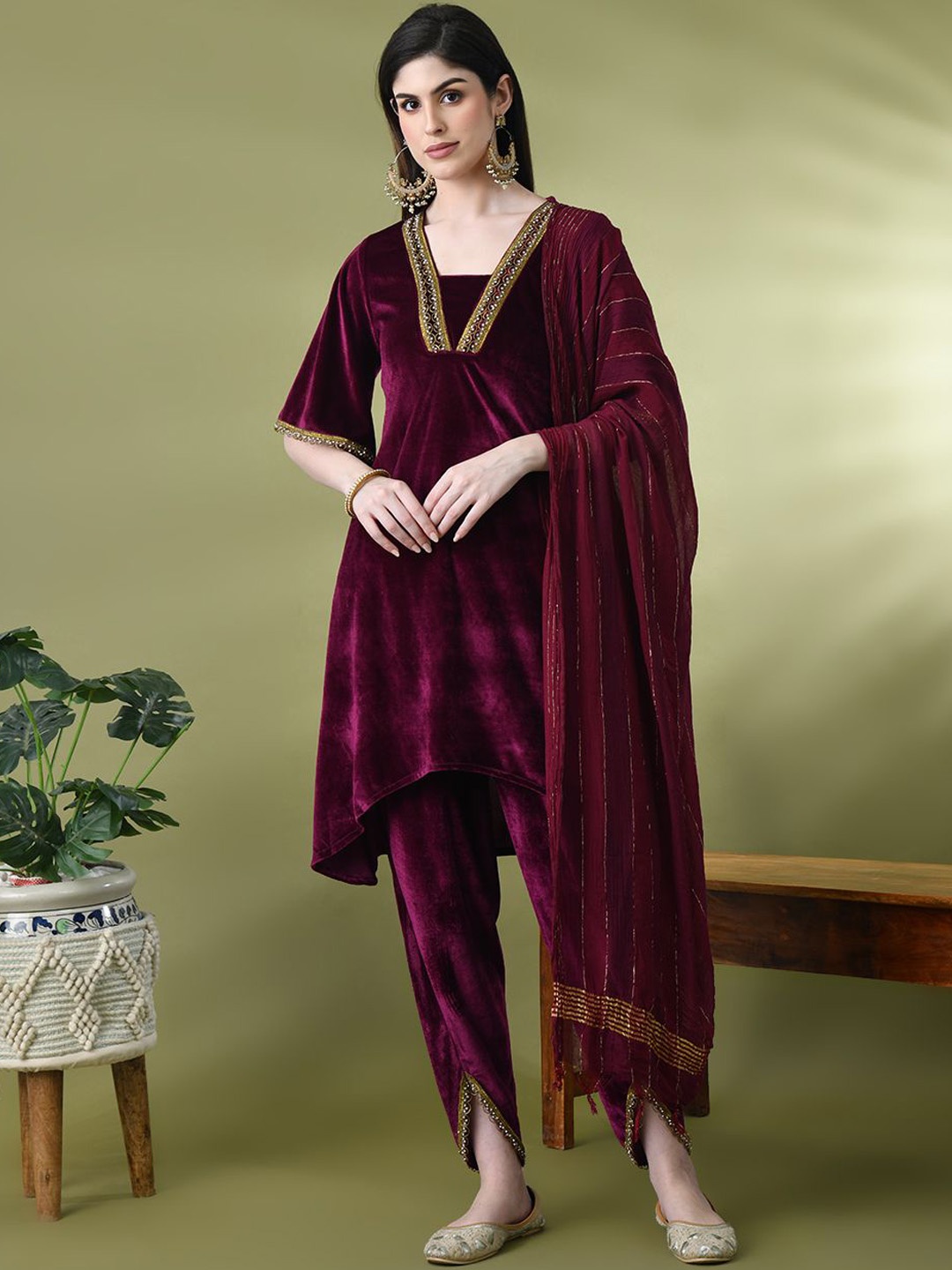 

KALINI Women Regular Velvet Kurta with Dhoti Pants & With Dupatta, Magenta