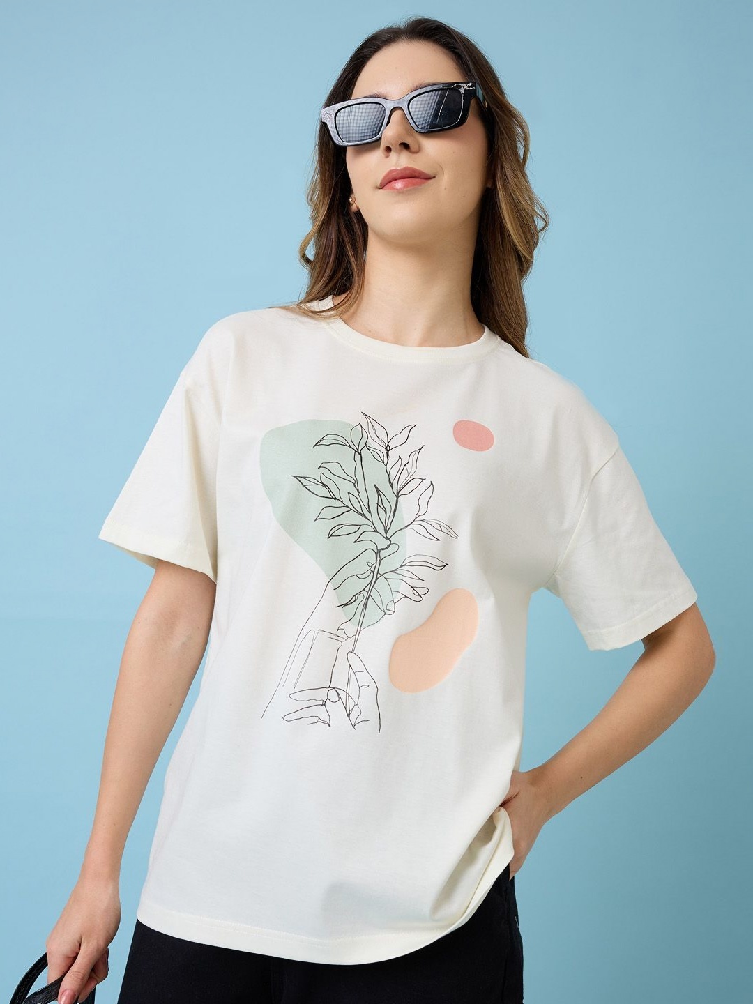 

Mast & Harbour Women Printed T-shirt, Off white