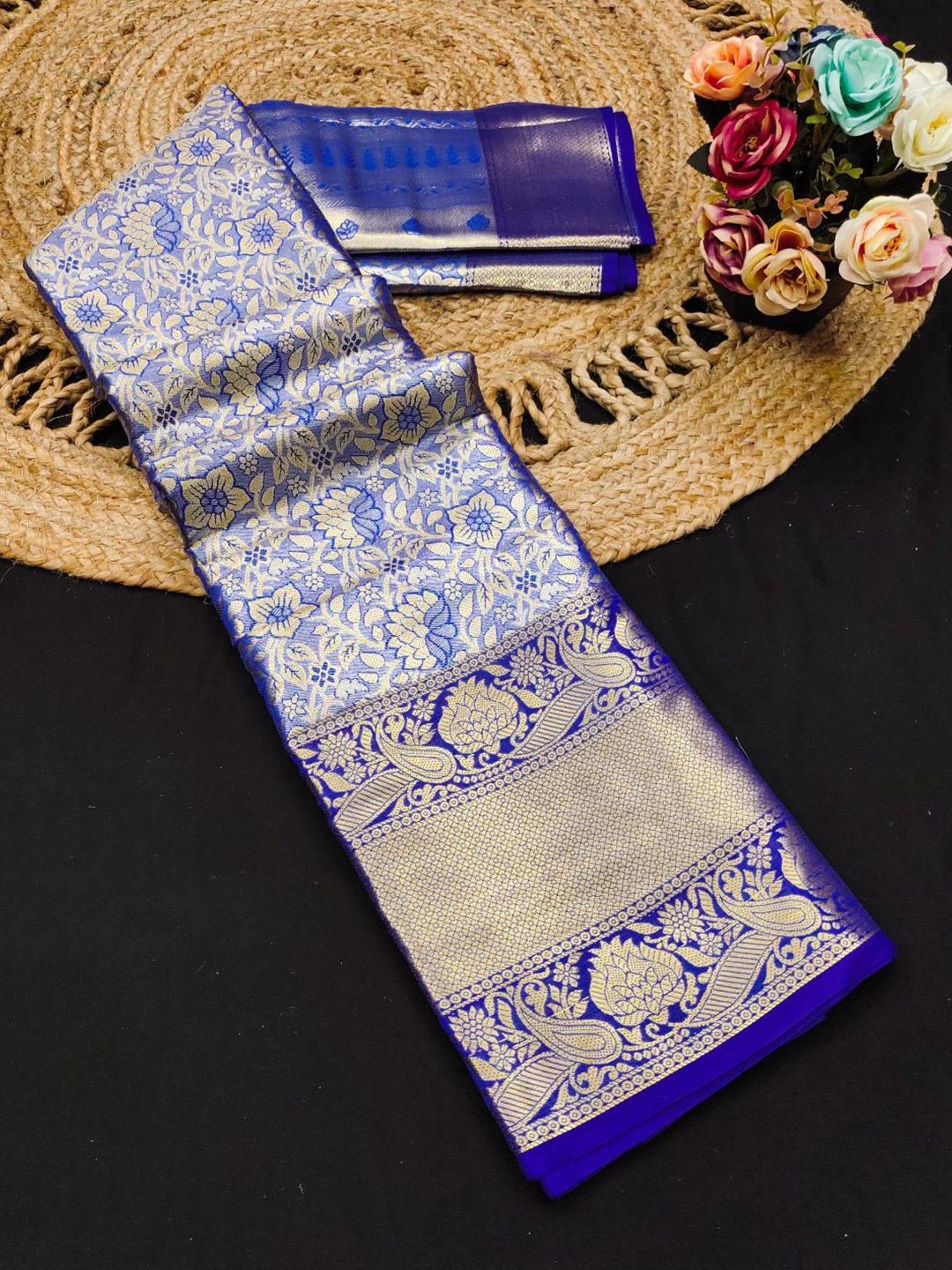 

SILKWEAR Woven Design Zari Pure Silk Kanjeevaram Saree, Blue