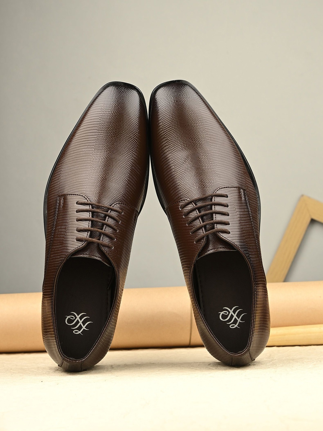 

House Of Pataudi Men Formal Lace Up Derbys, Brown