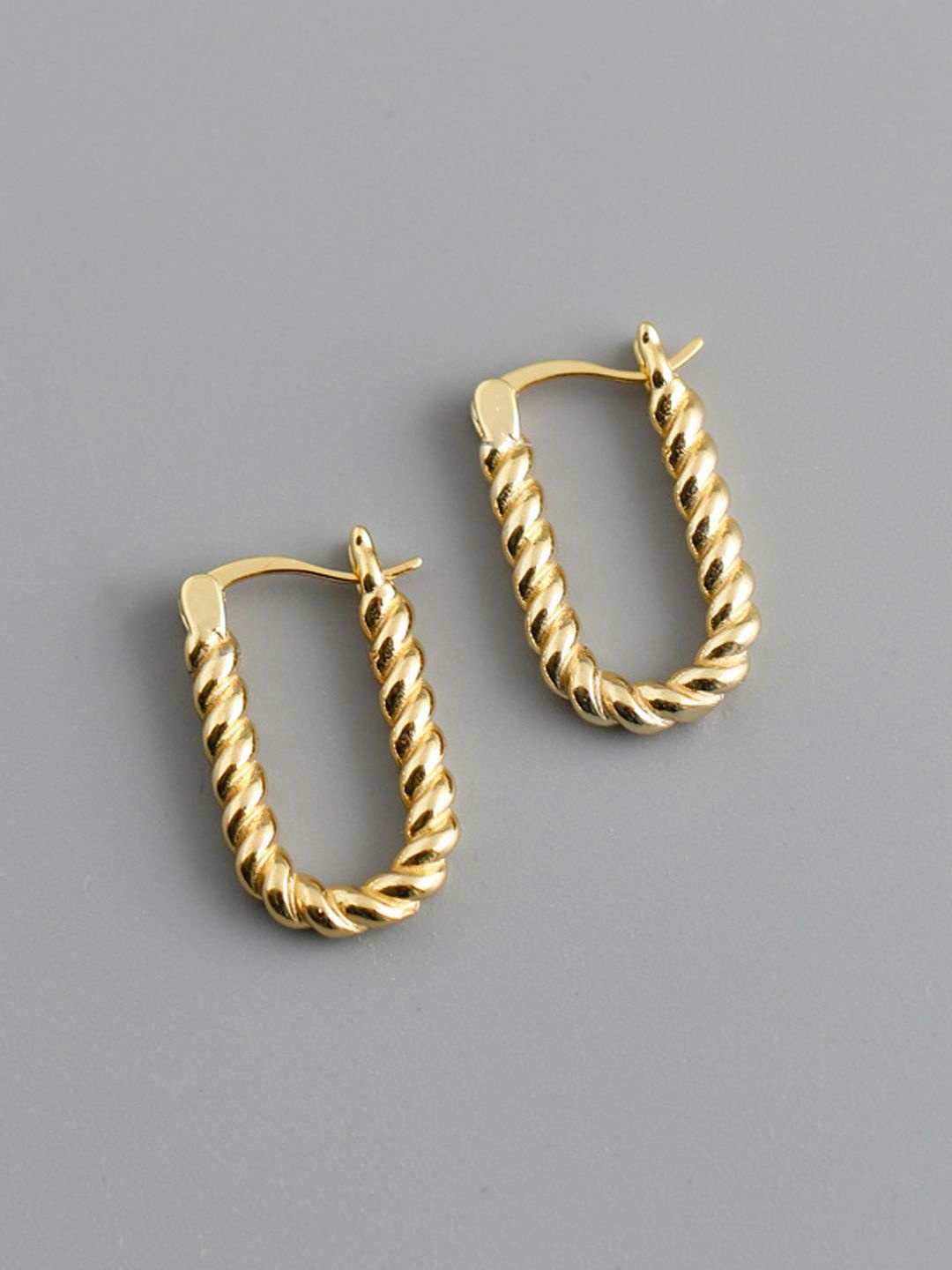 

VAGHBHATT Square Hoop Earrings, Gold