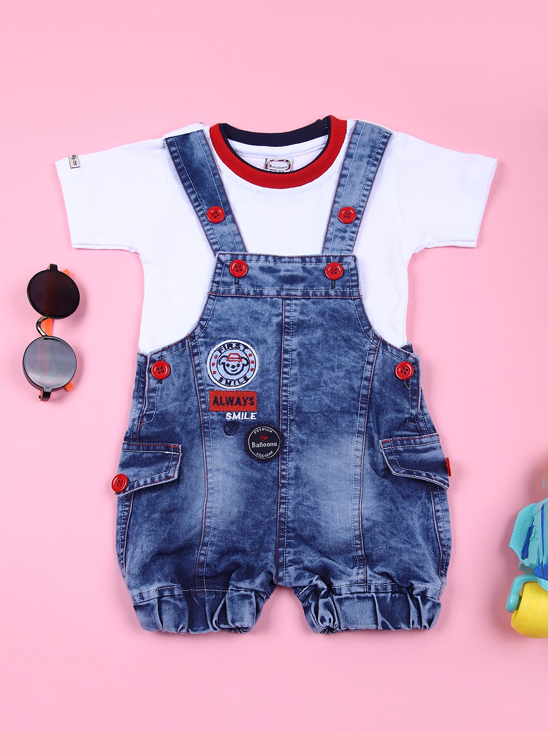 

V-Mart Infant Boys Printed Cotton Dungarees With T-Shirt, Red
