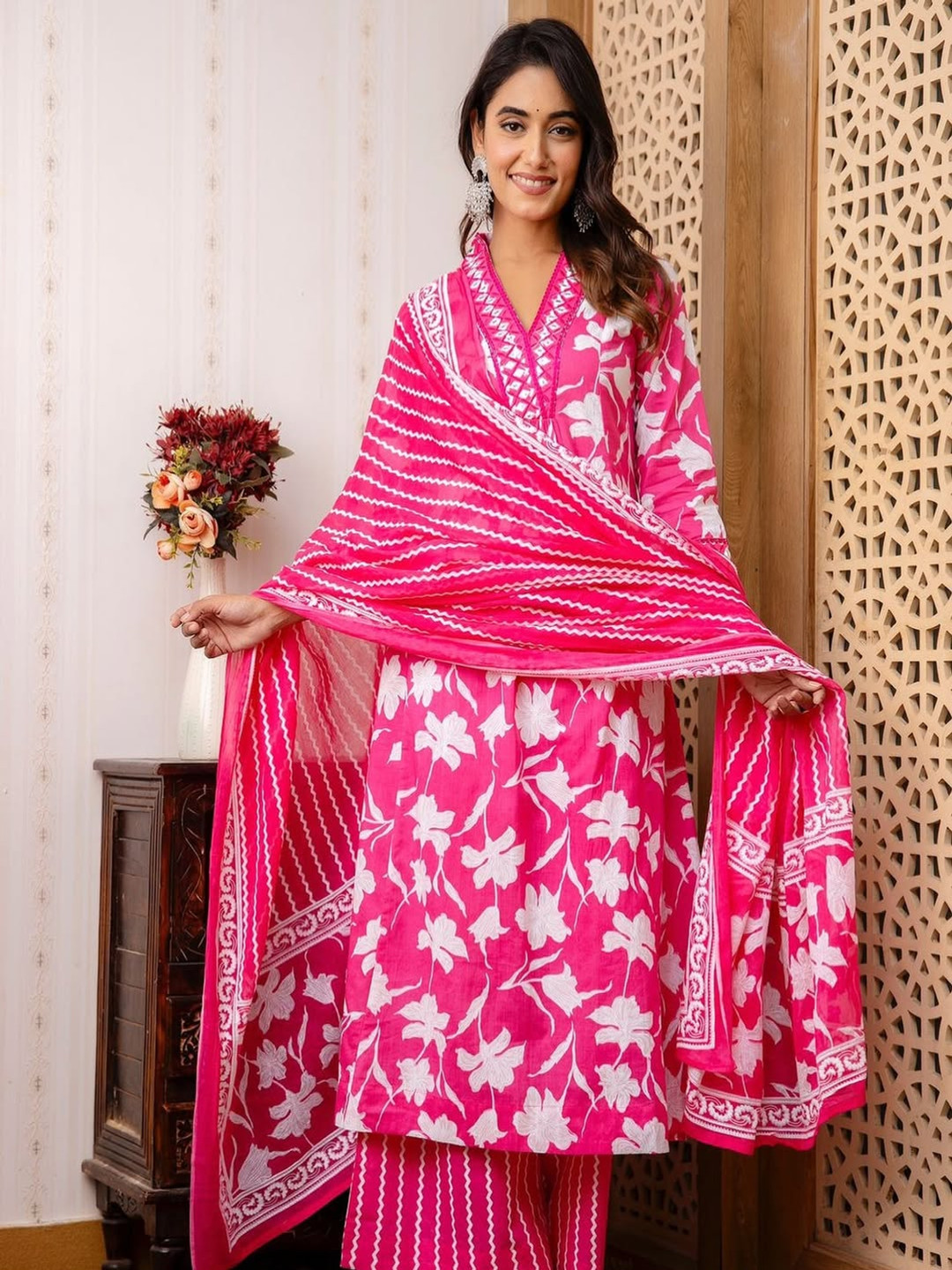 

Swaranjali Women Floral Printed Pleated Mirror Work Pure Cotton Kurta with Trousers & With Dupatta, Pink