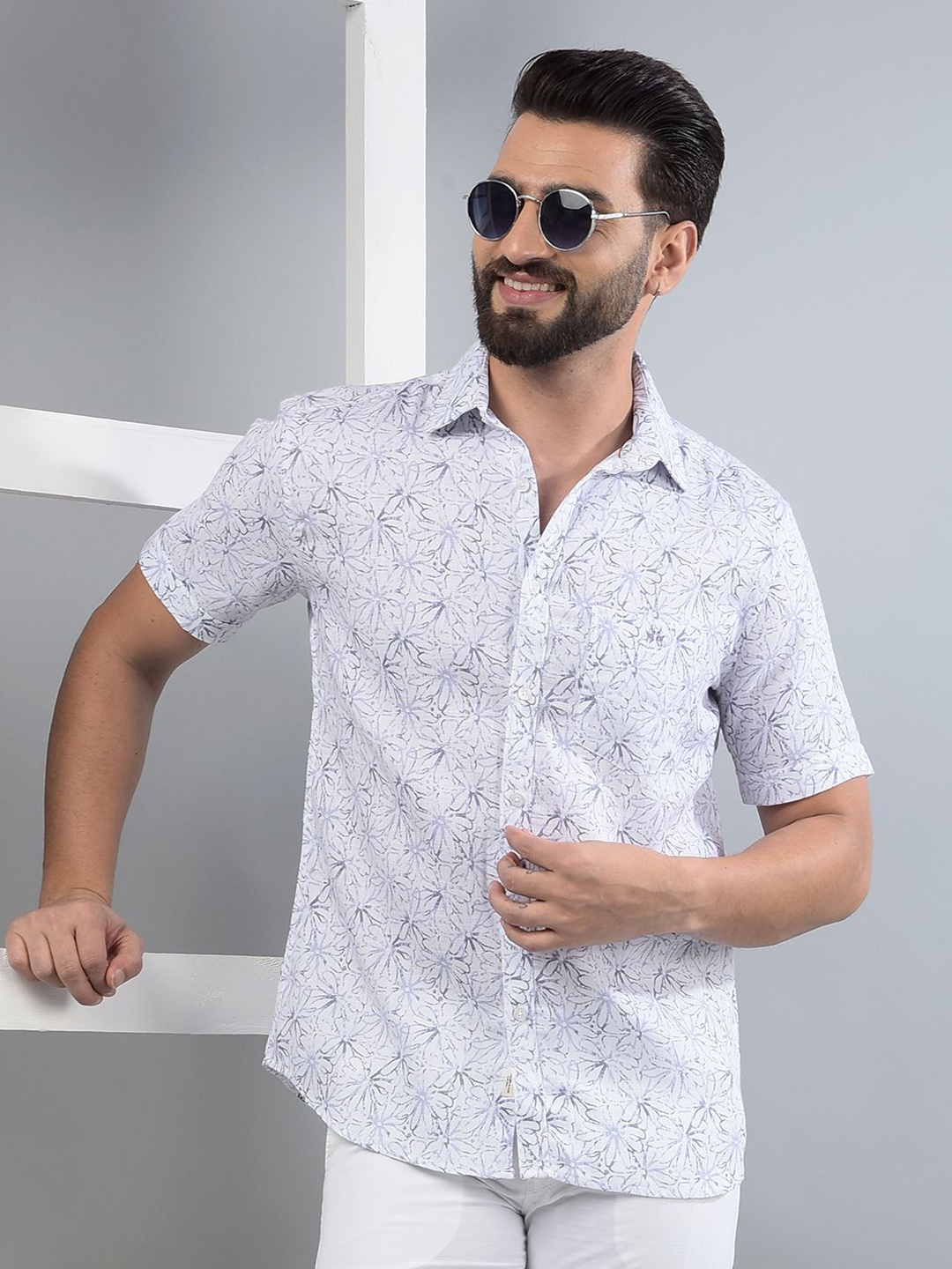 

Crimsoune Club Men Classic Slim Fit Floral Opaque Printed Casual Shirt, Purple
