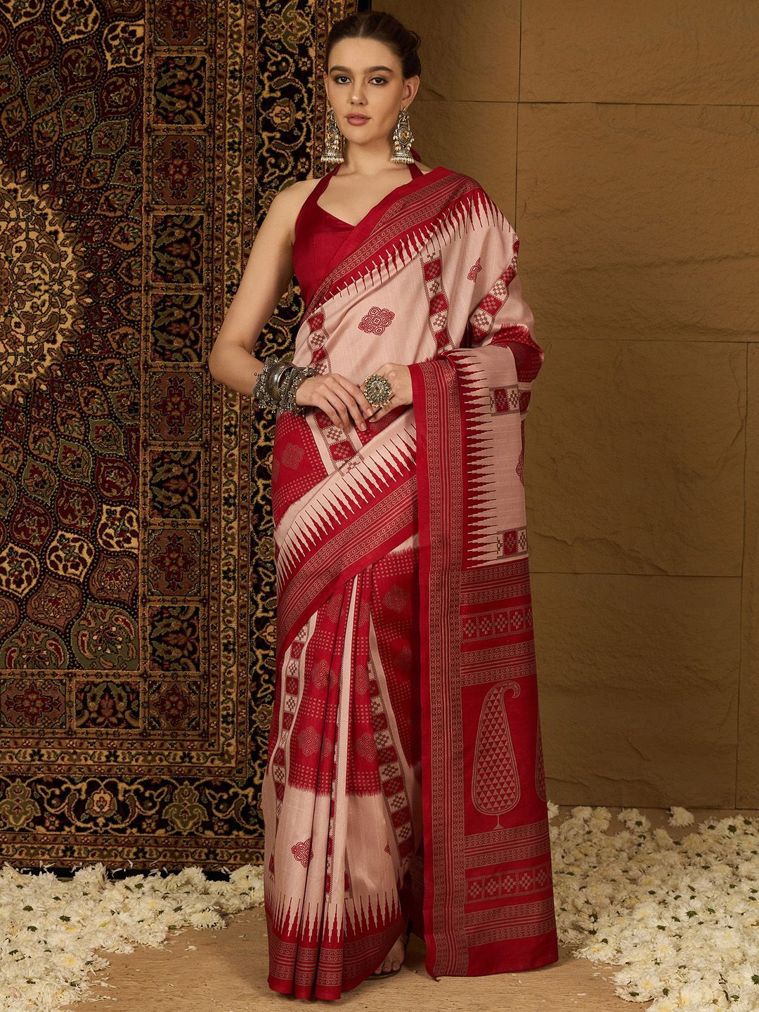 

Mitera Silk Blend Ikat Saree, Beige