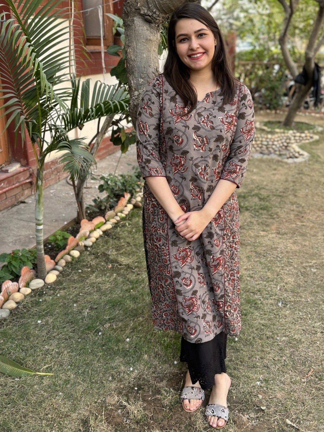 

Sanskritam Ethnic Motifs Printed Notch Neck Cotton Straight Kurta, Brown