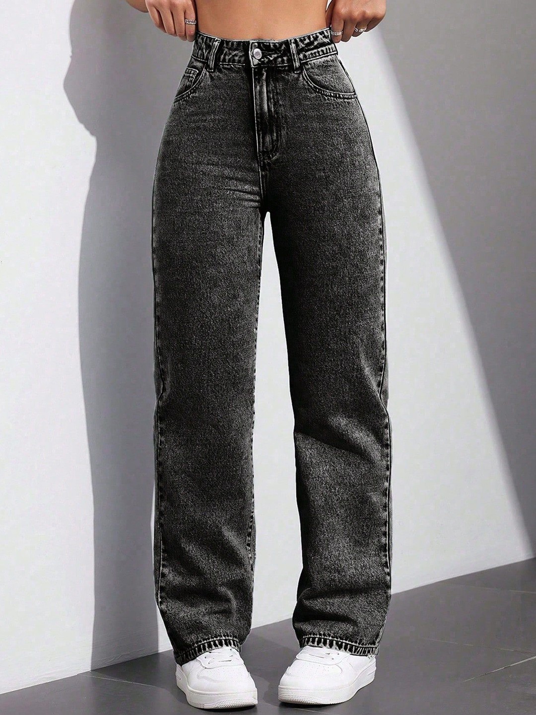 

DressBerry Women Comfort Straight Fit High-Rise Light Fade Acid Wash Stretchable Jeans, Black