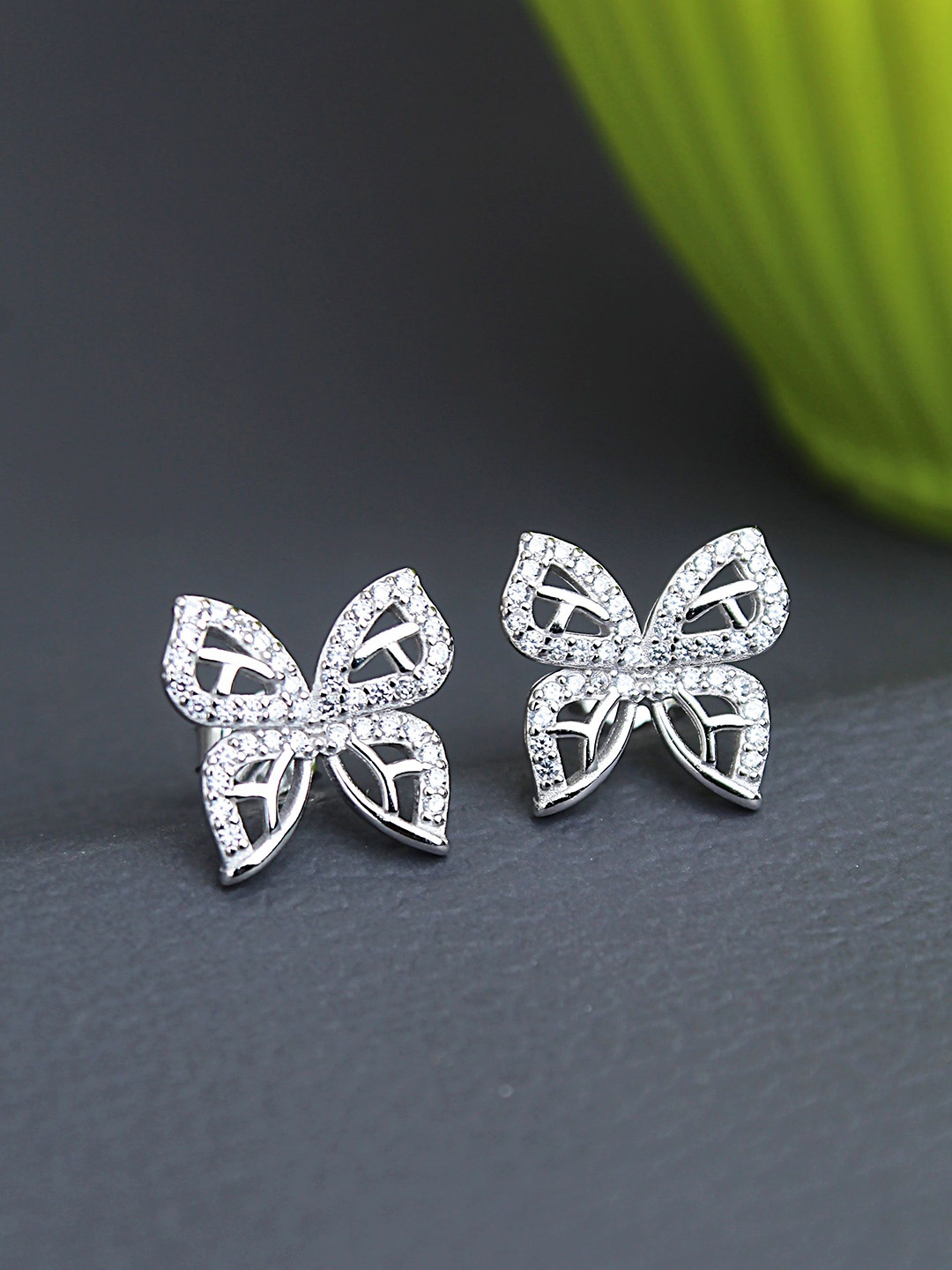 

DEVASHREE Animal Shaped Studs Earrings, Silver