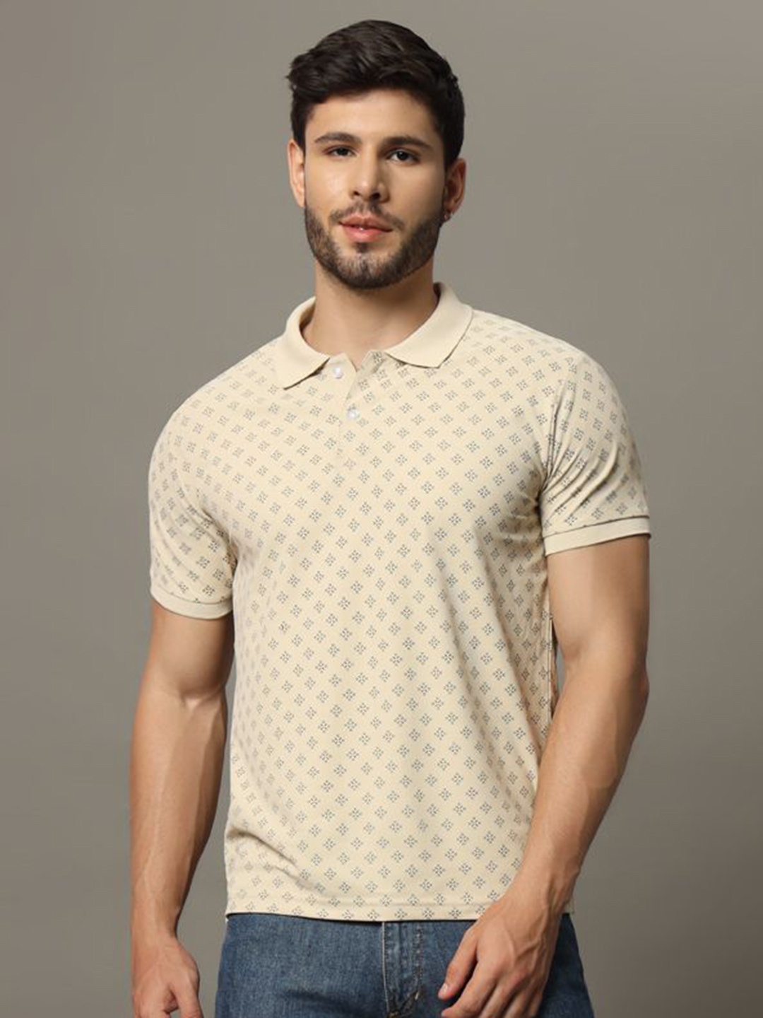 

XYRIS Men Printed Polo Collar Tropical T-shirt, Beige