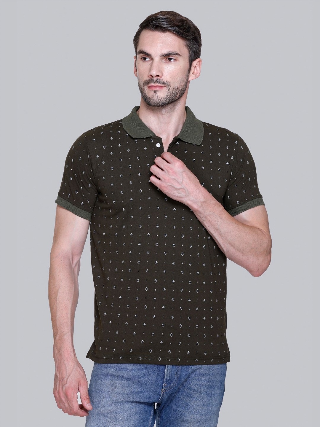 

Deefab Men Pockets T-shirt, Olive