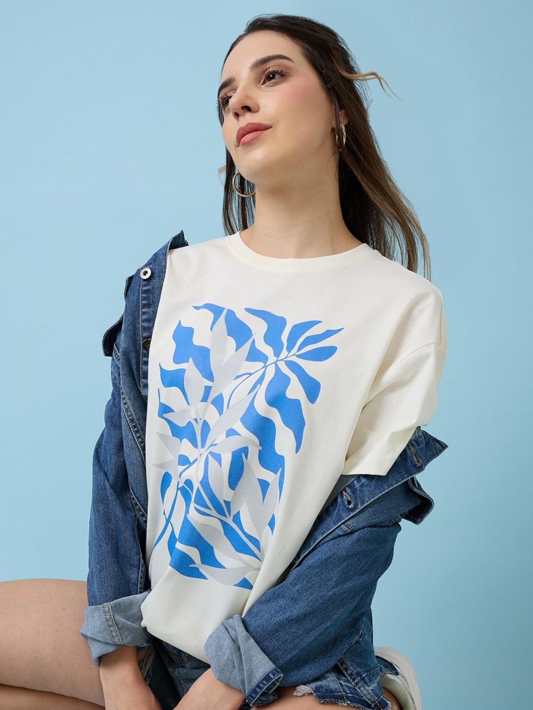 

Mast & Harbour Women Printed Pockets T-shirt, Off white