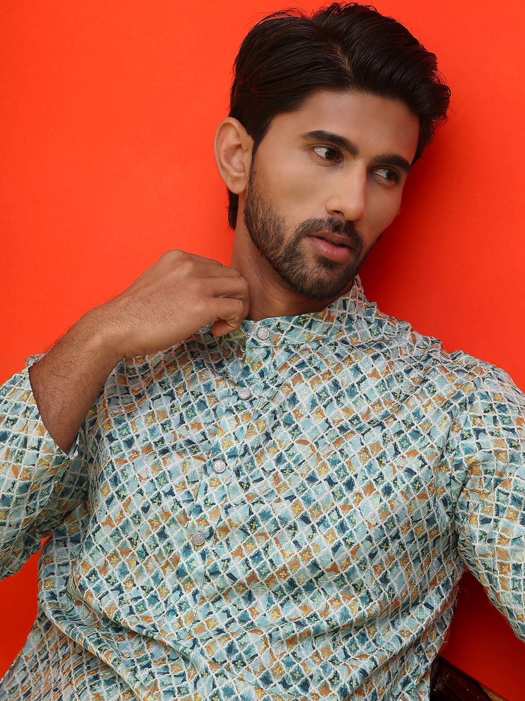 

Jompers Men Printed Regular Thread Work Kurta with Pyjamas, Green