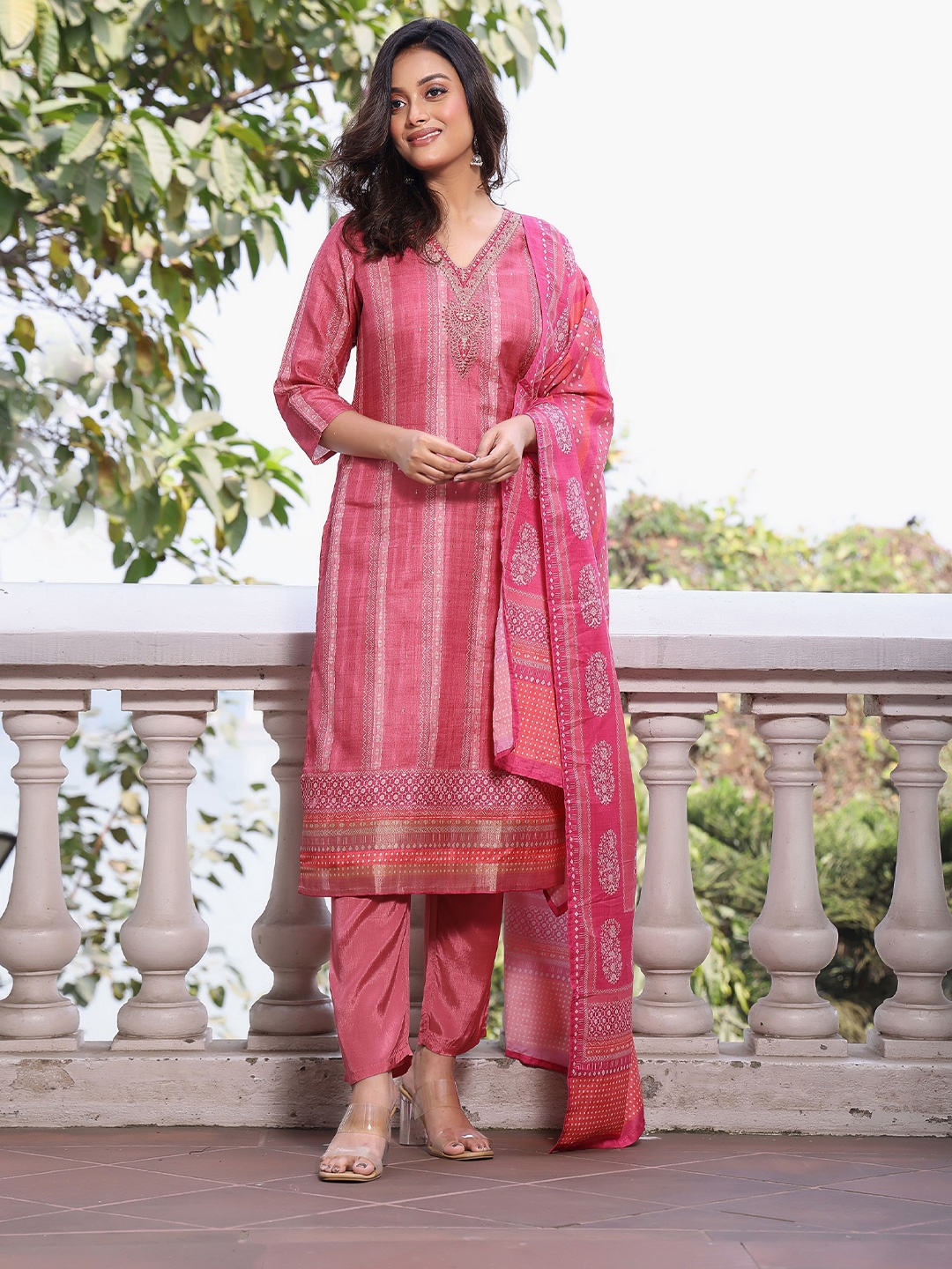 

Anouk Women Embroidered Regular Kurta with Trousers & With Dupatta, Pink